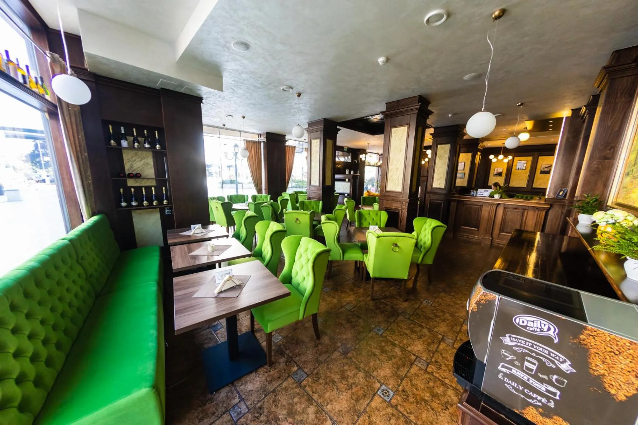 Property building in Daily Plaza Hotel