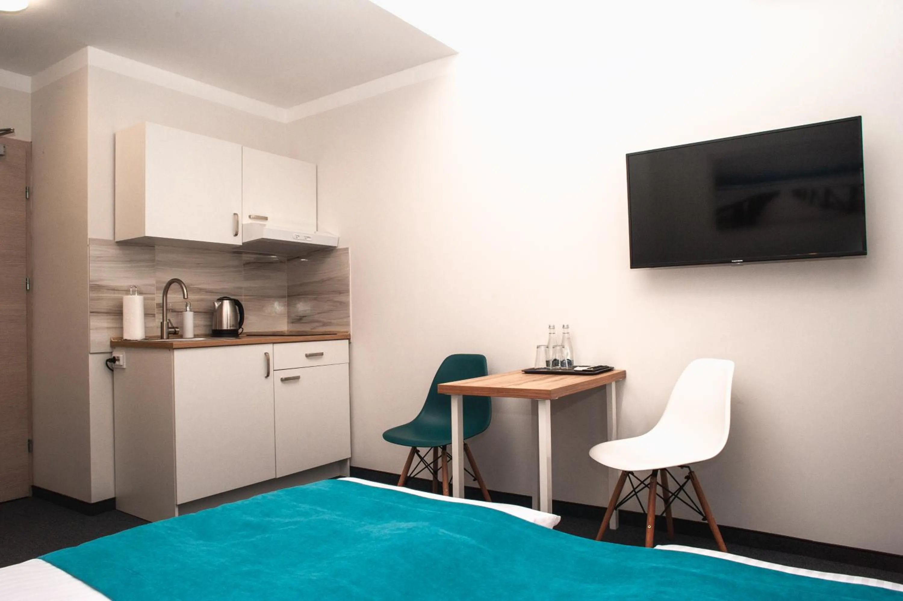 Kitchen or kitchenette, Bed in Villa Centro