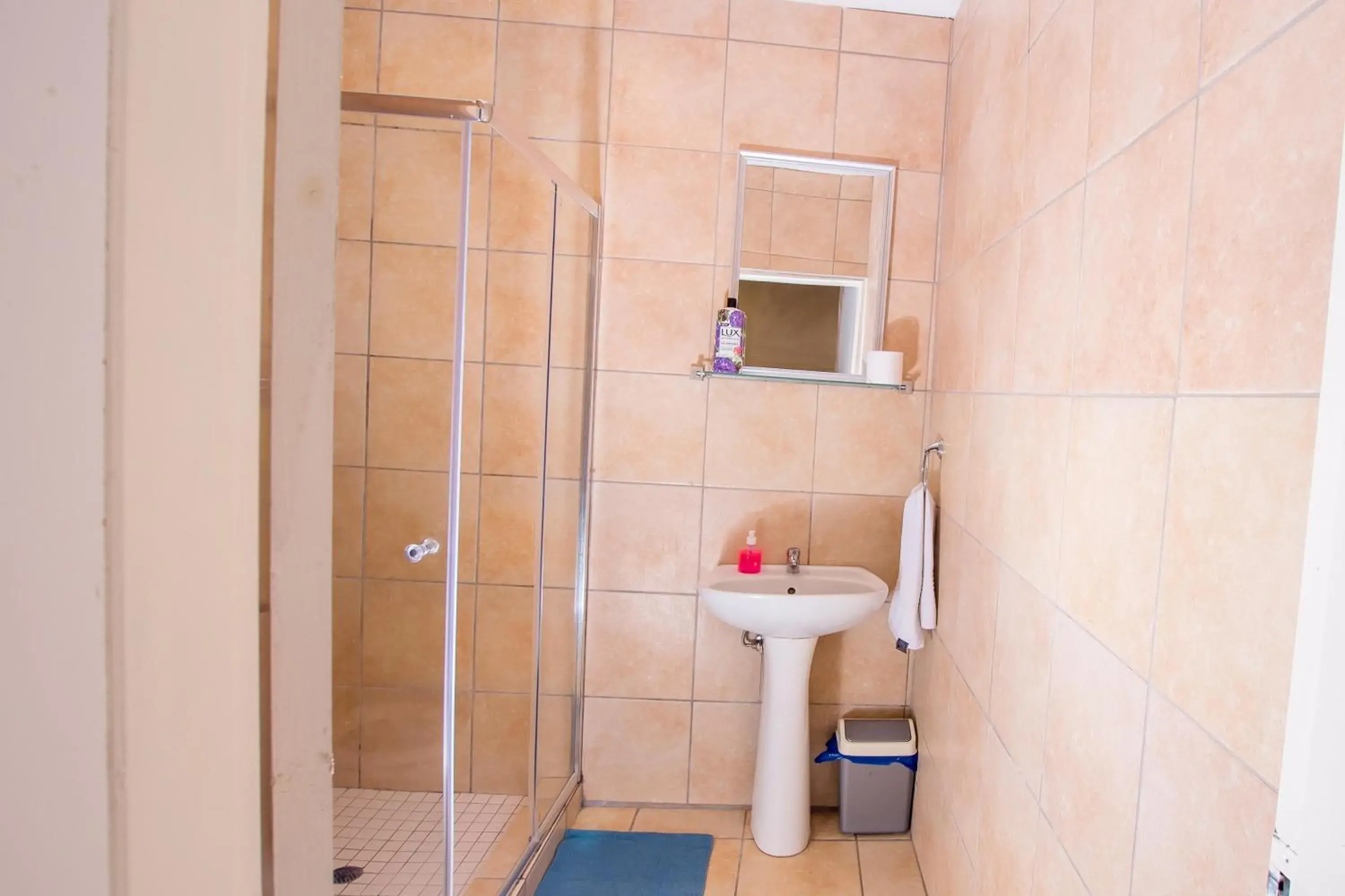 Apartment - single occupancy - Ground Floor in Prestigious Apartments Apartment - single occupancy - Ground Floor in Prestigious Apartments