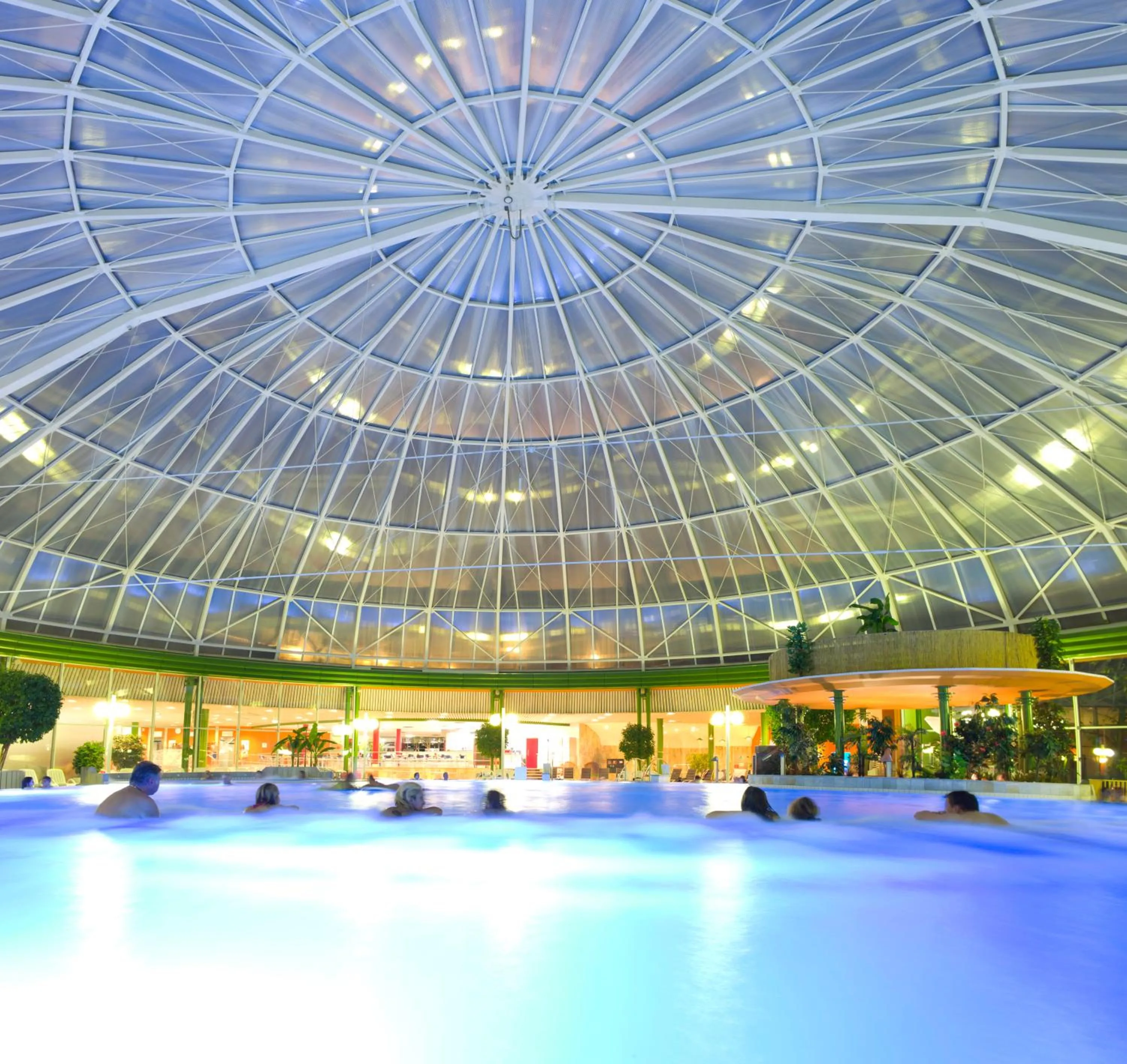 Swimming pool in Thermalhotel Aulendorf