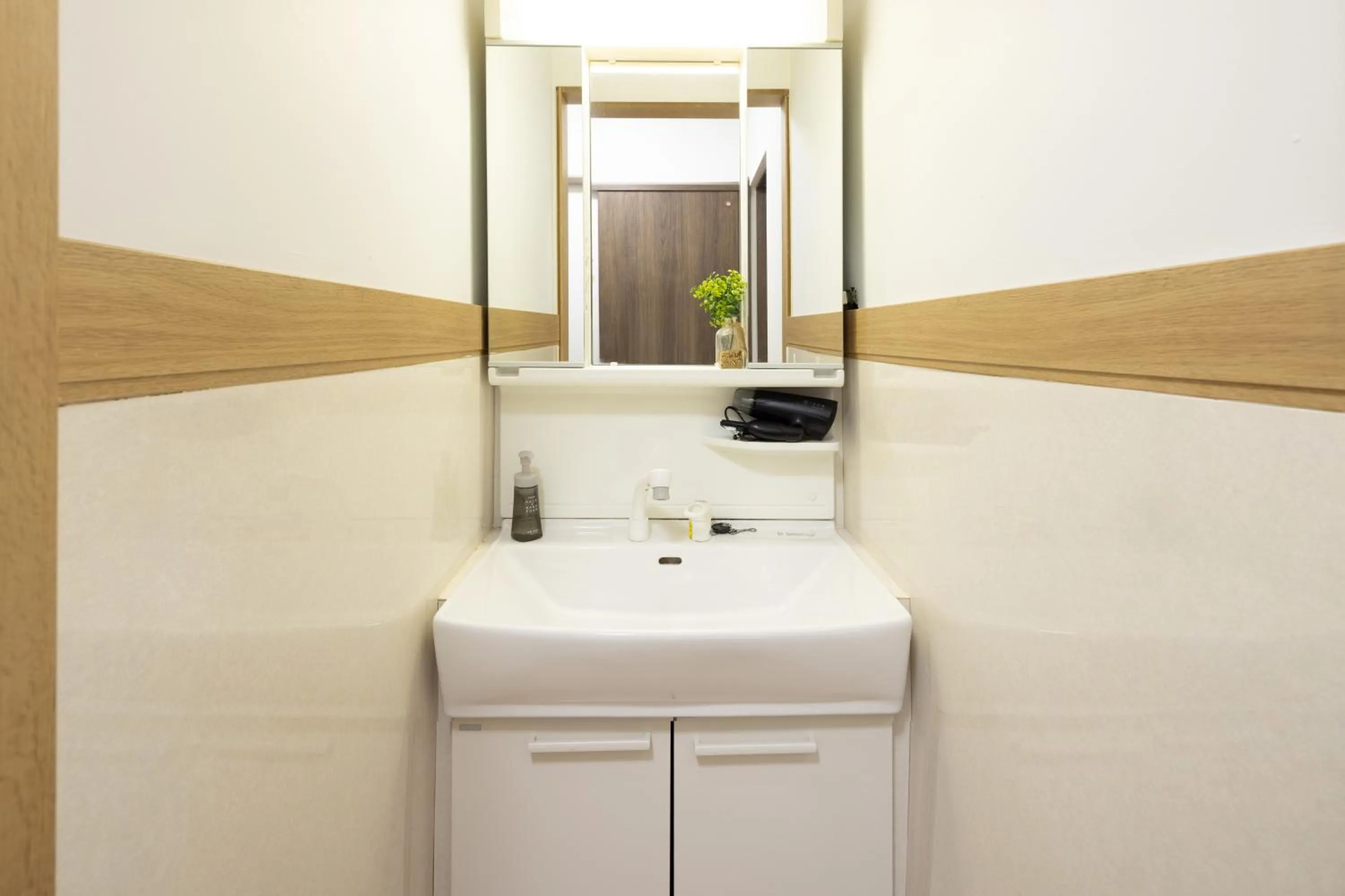 Bathroom in Guest House Shine Bright