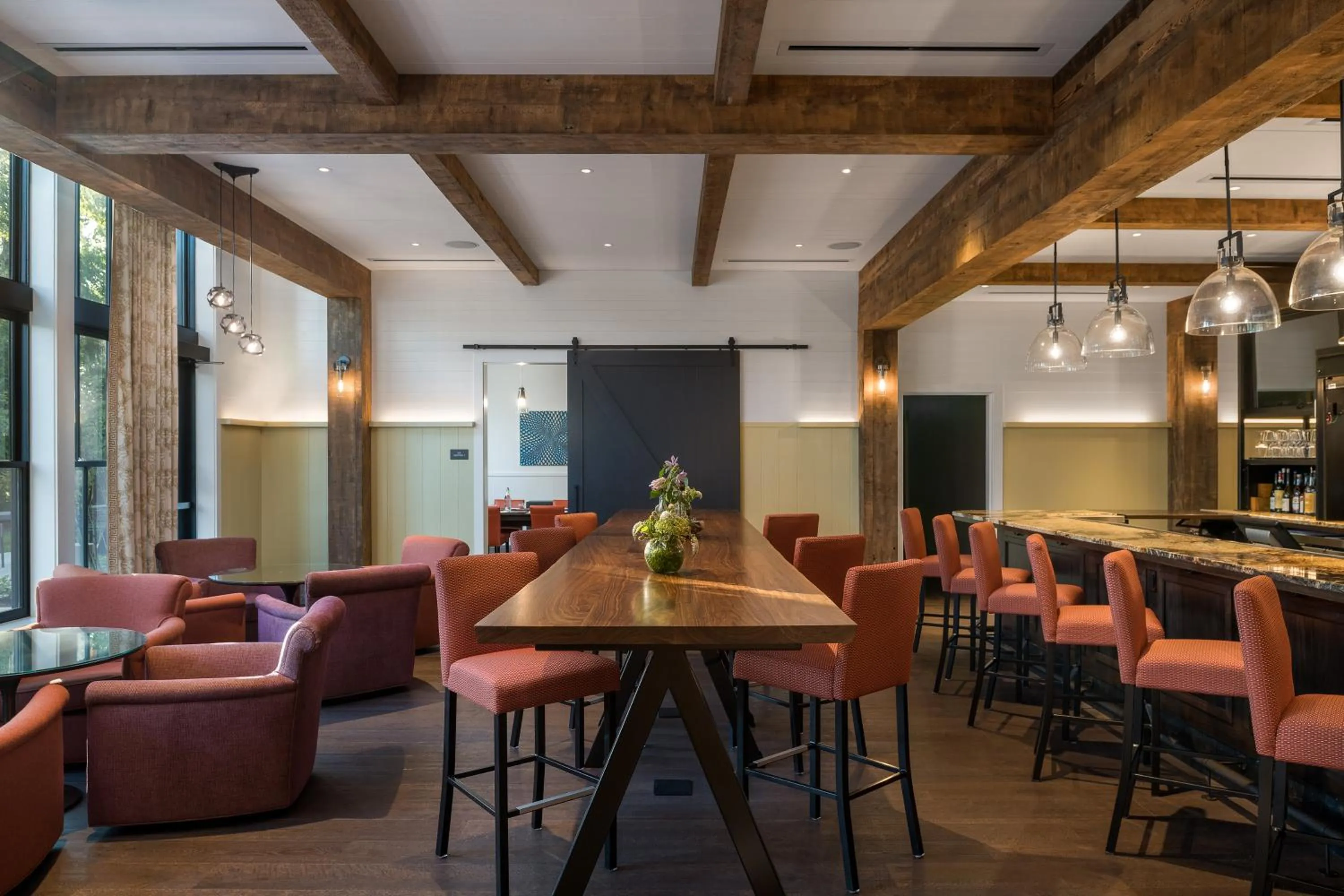 Restaurant/places to eat in The Williams Inn