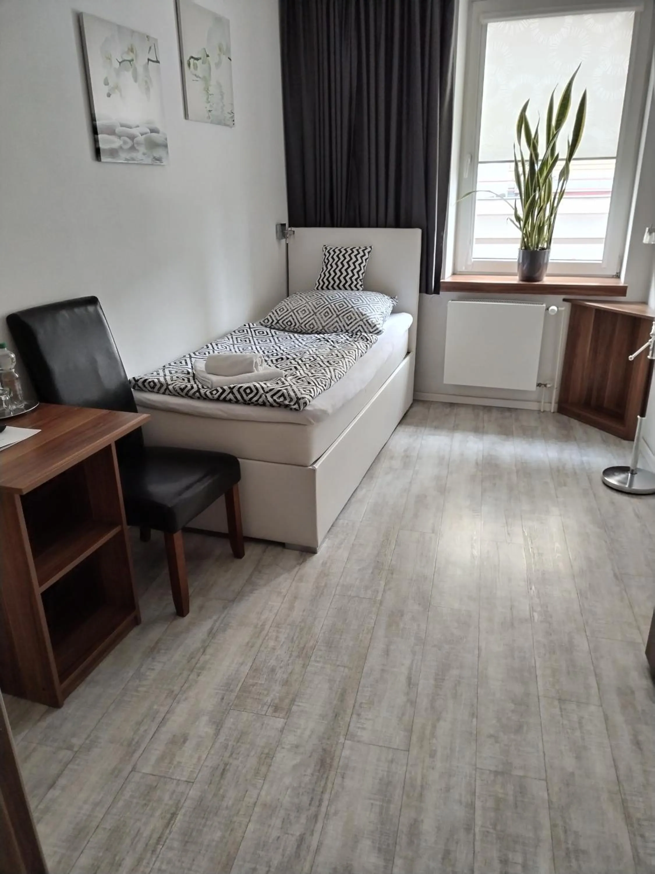 Property building, Bed in Hotel Na Baste