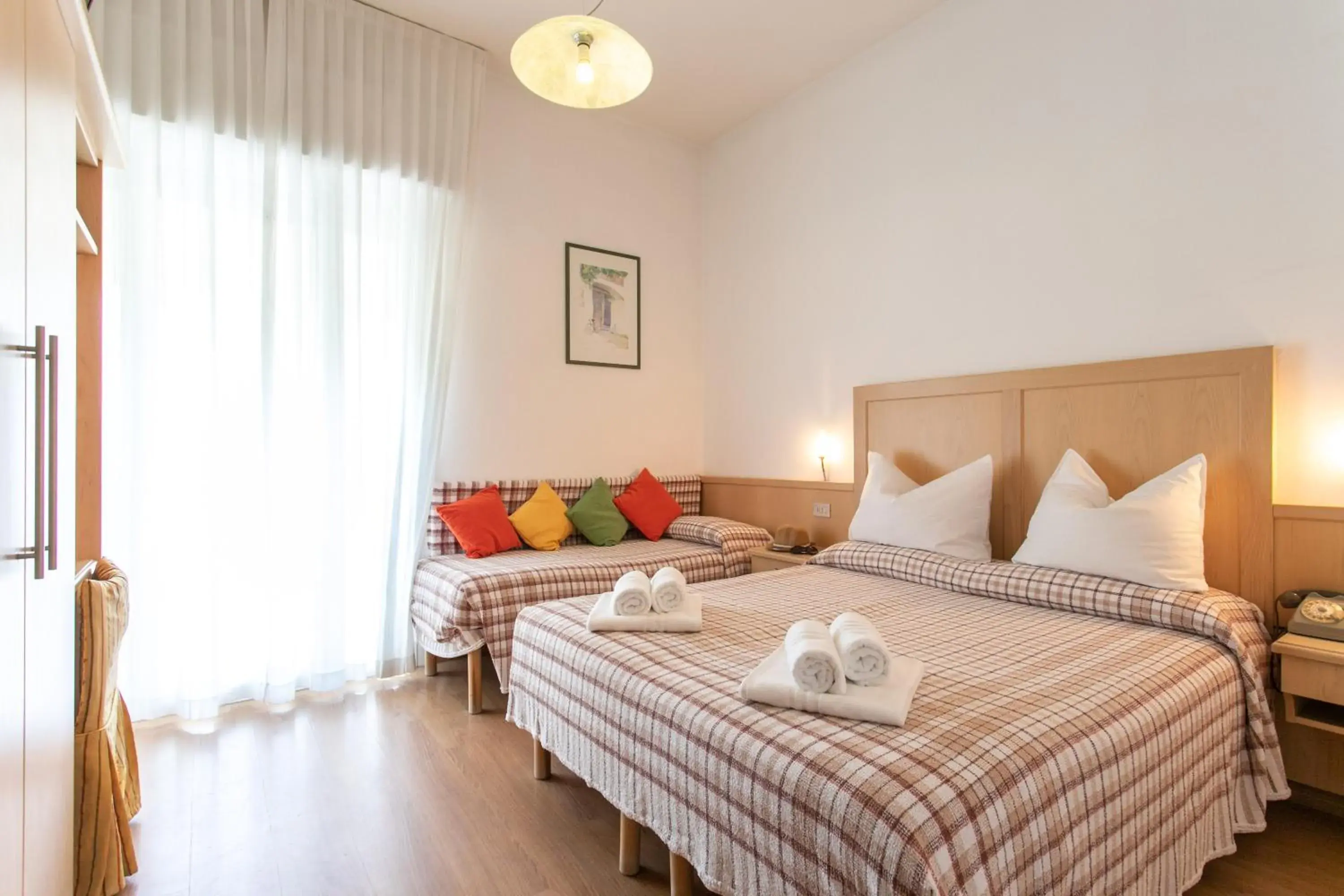 Triple Room with Balcony in Hotel Venezia e la Villetta Triple Room with Balcony in Hotel Venezia e la Villetta