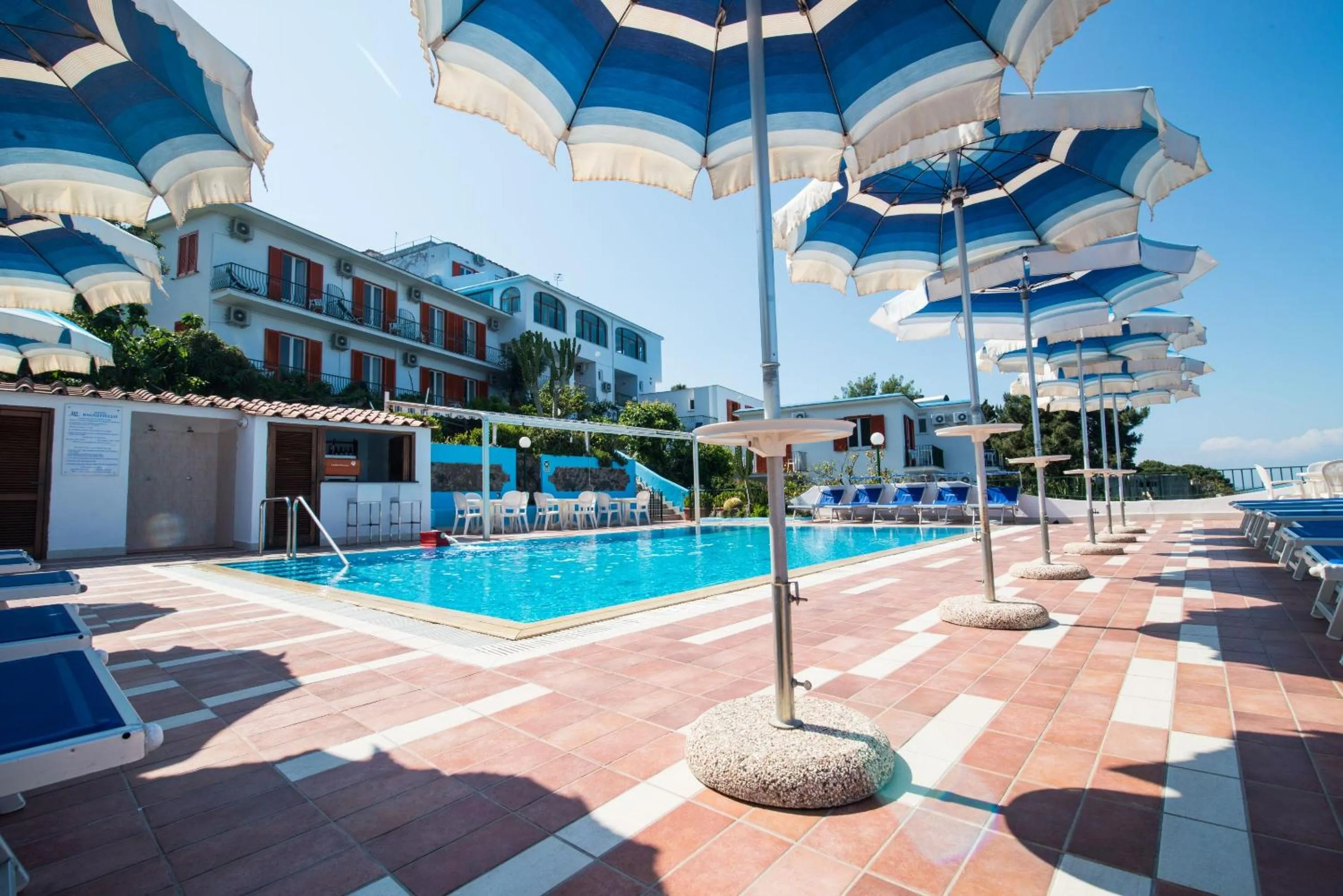 Property building in Hotel Bagnitiello