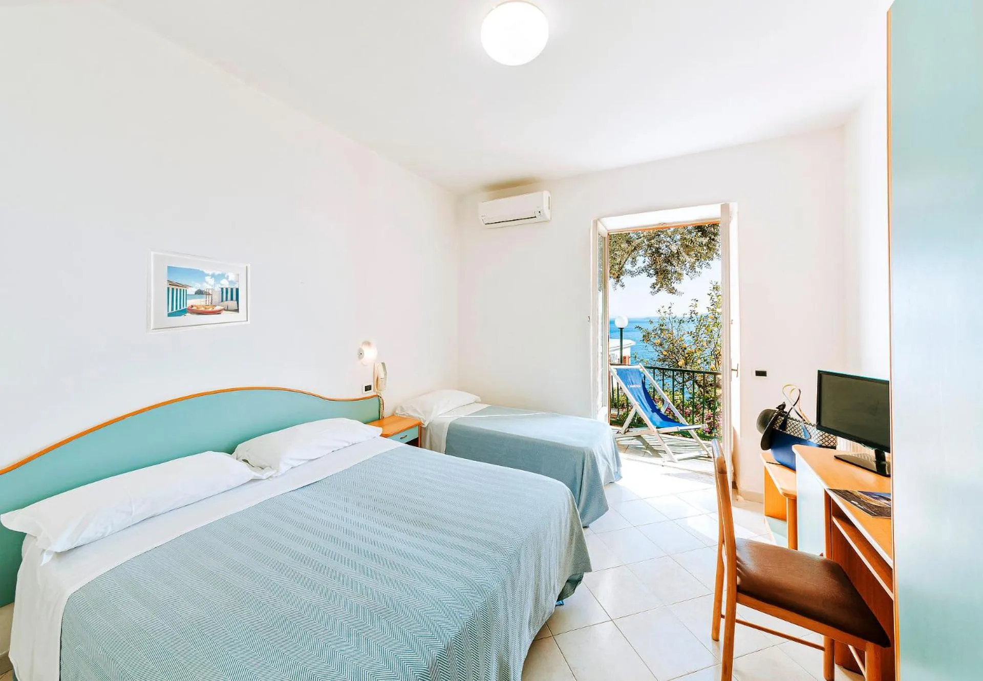 Bedroom, Bed in Hotel Bagnitiello