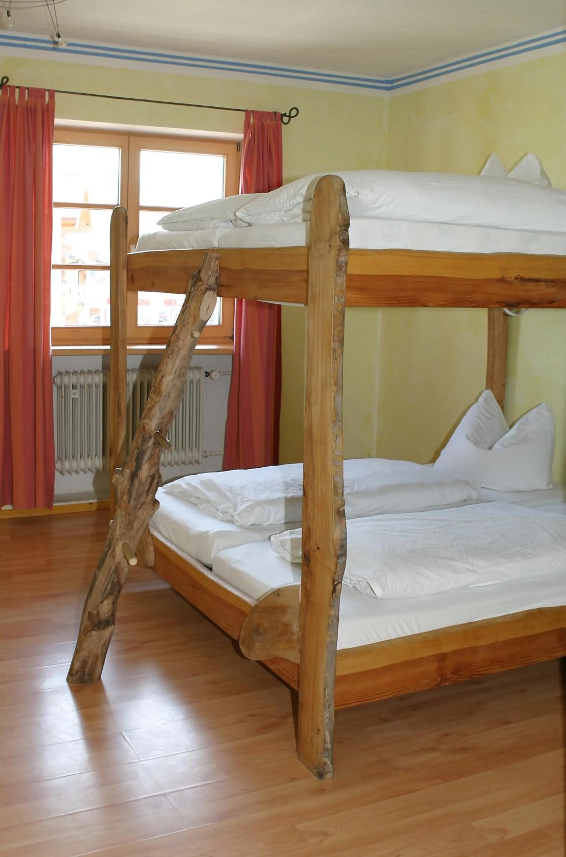 Bed in Schiff Bihlerdorf - Hostel