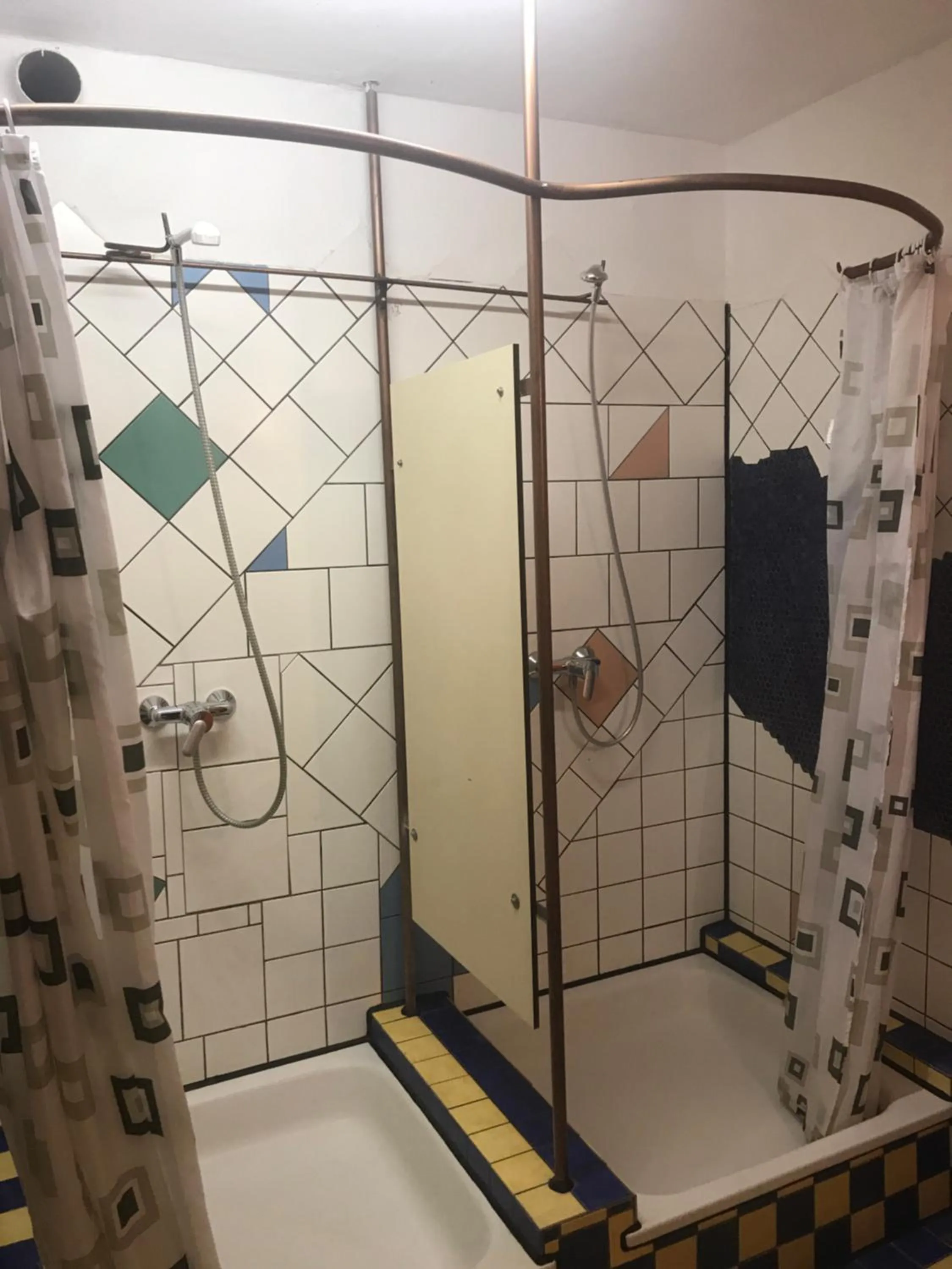 Bathroom in Schiff Bihlerdorf - Hostel