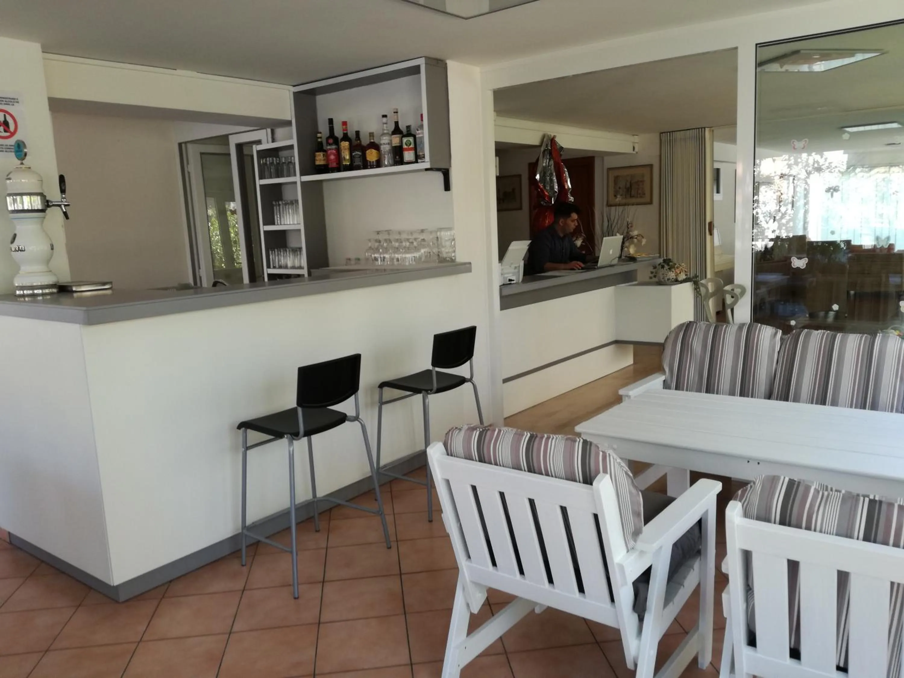 Hotel Ville De Paris