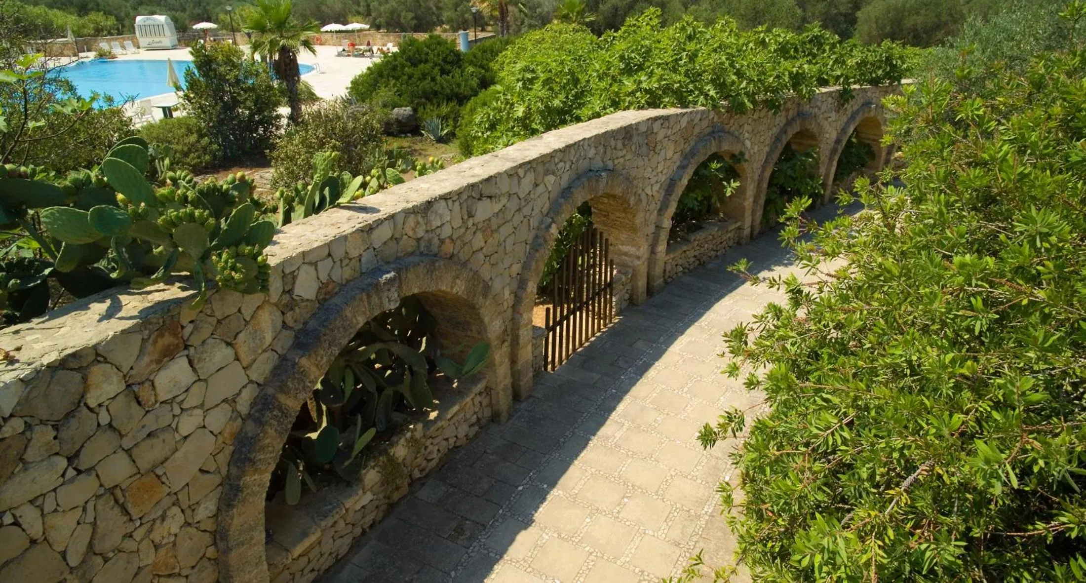 Garden in Antica Masseria Li Sauli