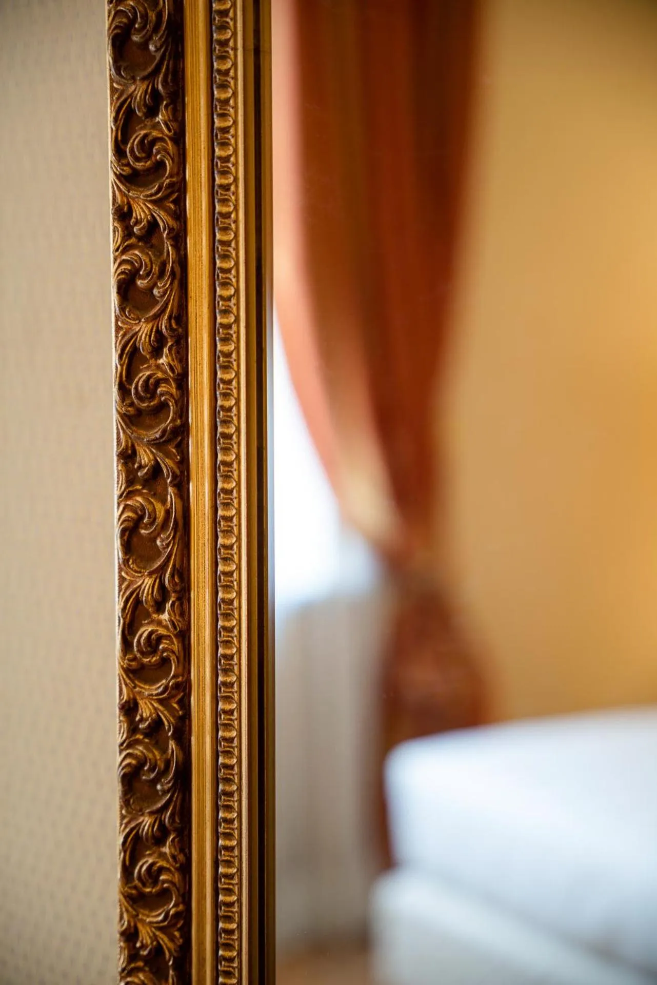 Decorative detail, Bed in Hotel Oceania
