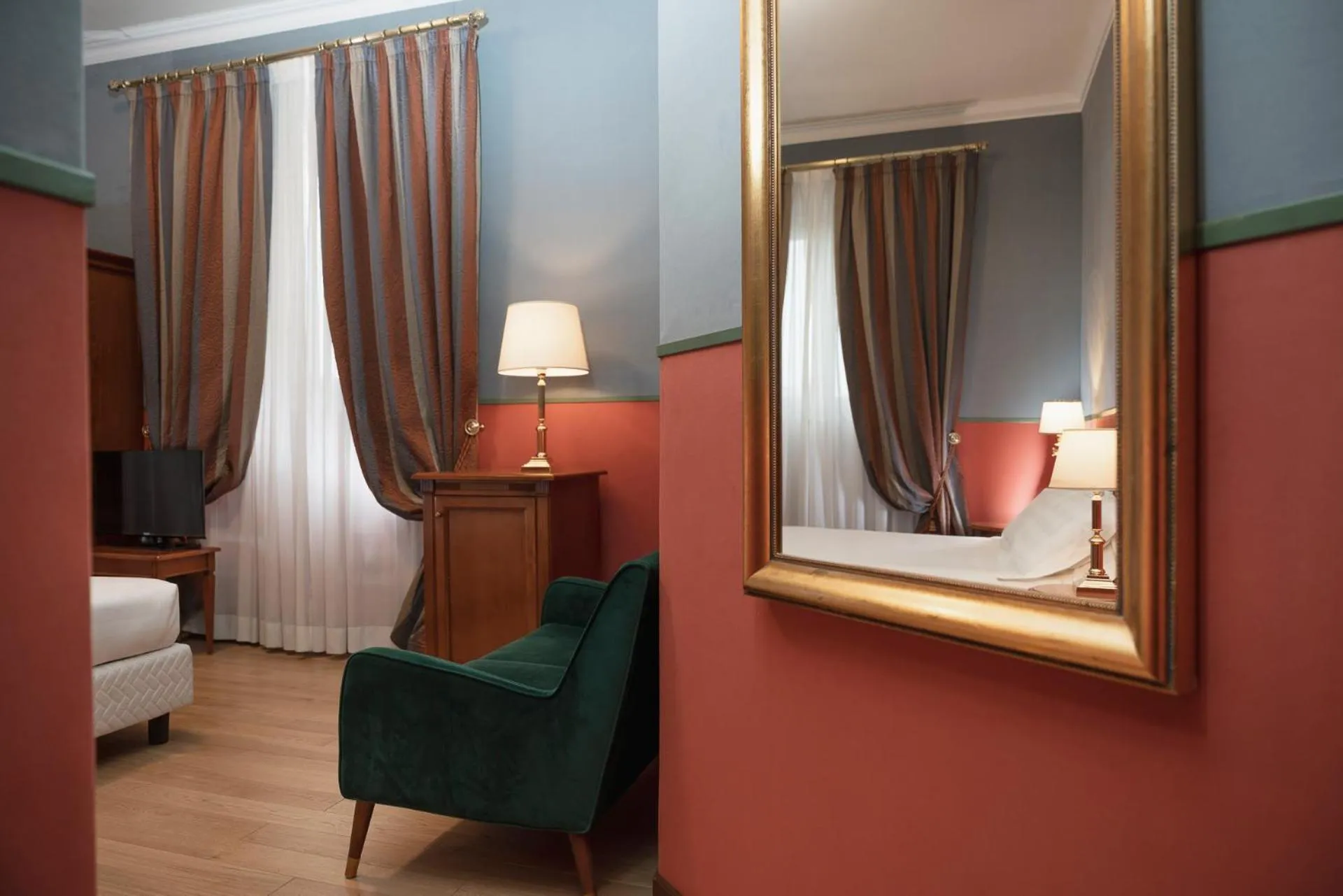 Bed in Hotel Oceania