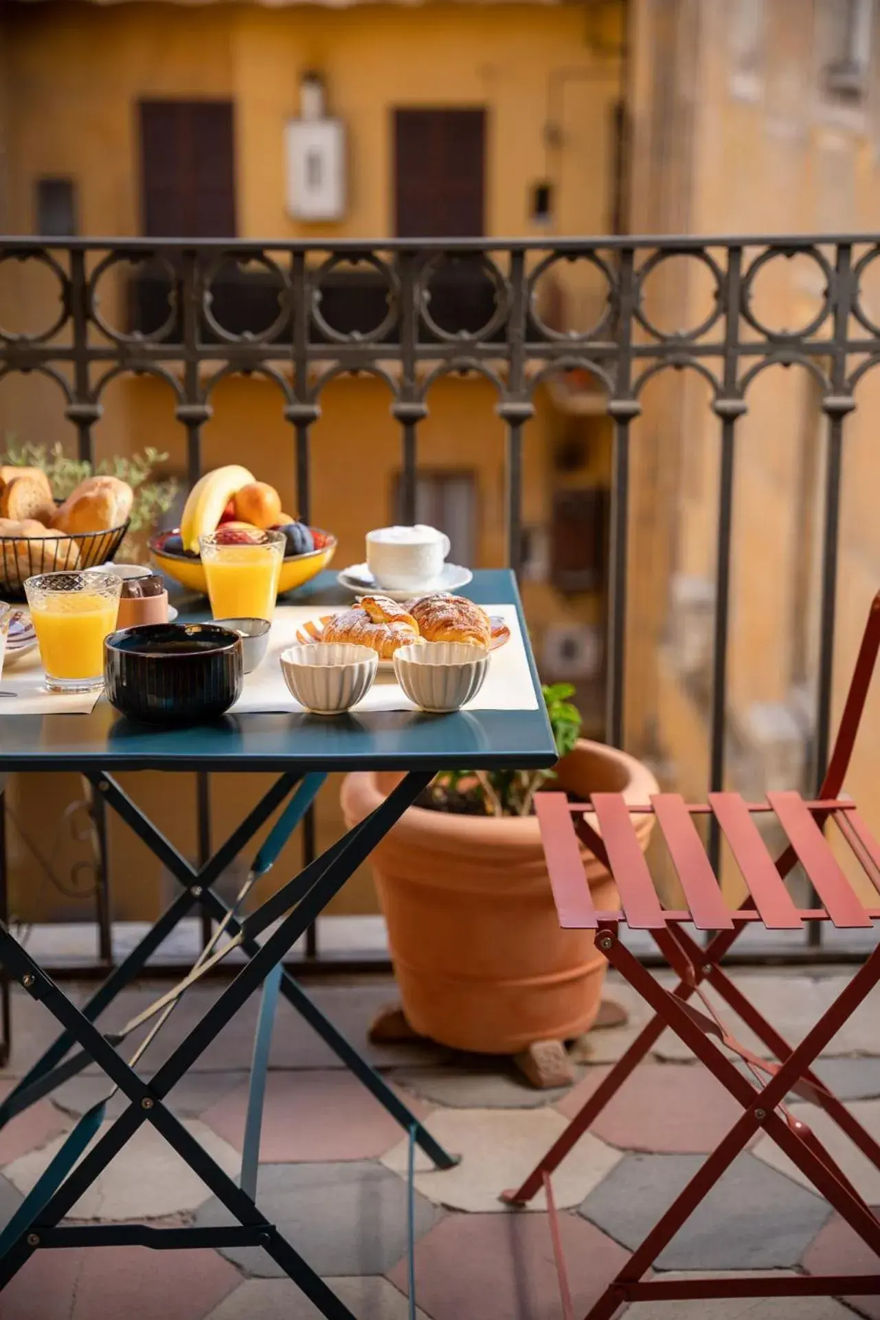 Breakfast in Hotel Oceania Breakfast in Hotel Oceania