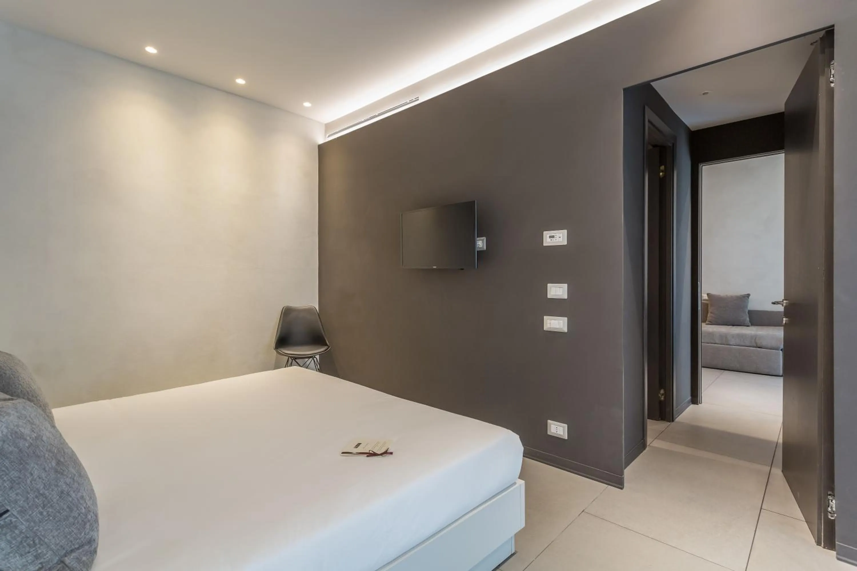 Photo of the whole room, Bed in Fauno Urban Resort