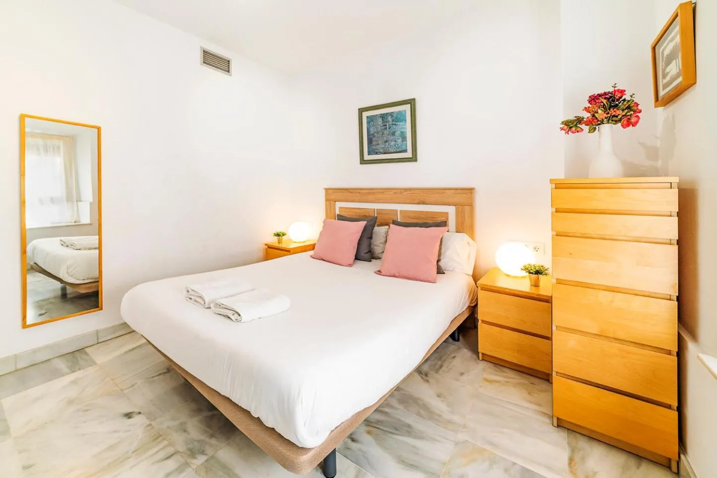 Bedroom, Bed in Alohamundi Almansa
