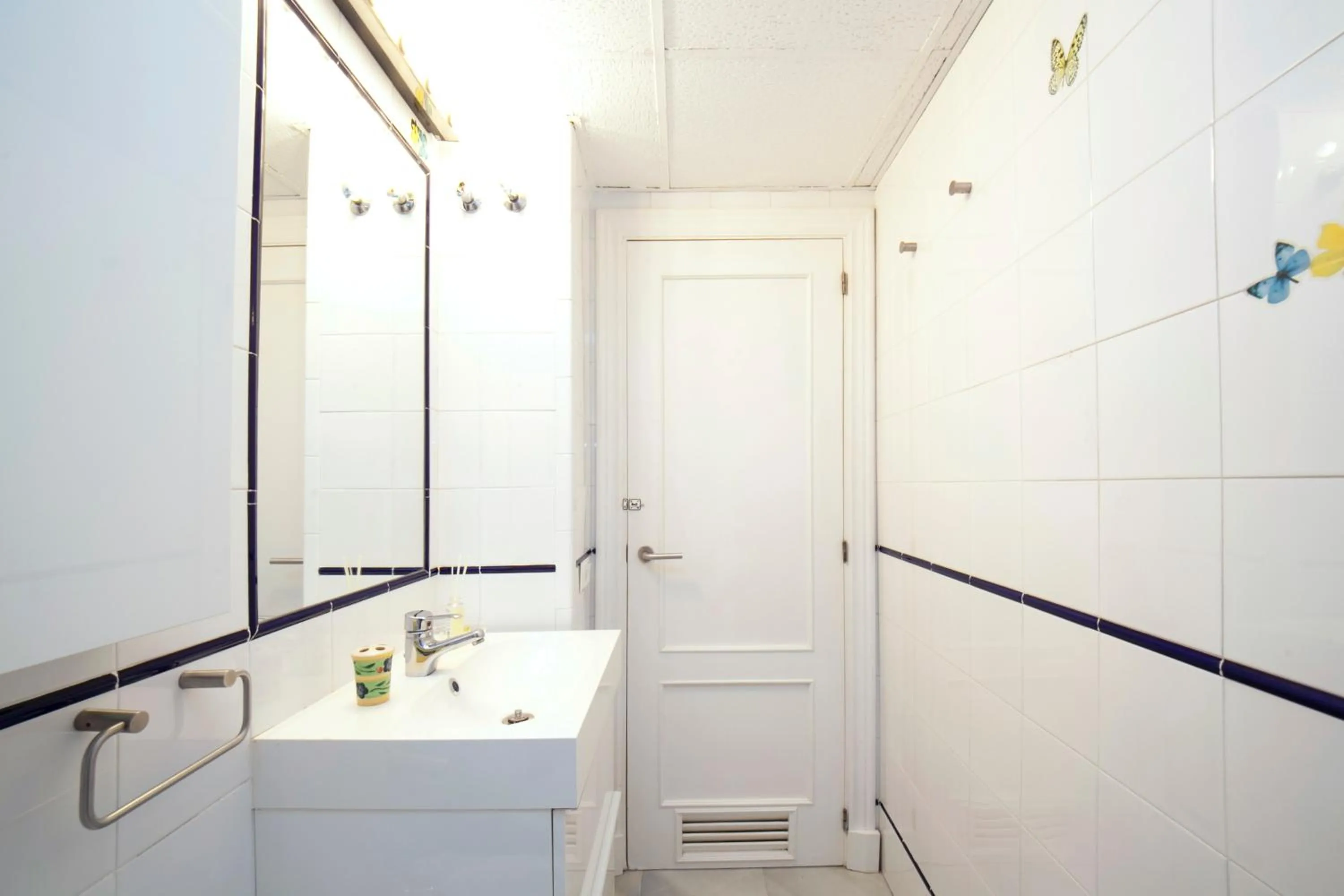 Bathroom in Alohamundi Almansa