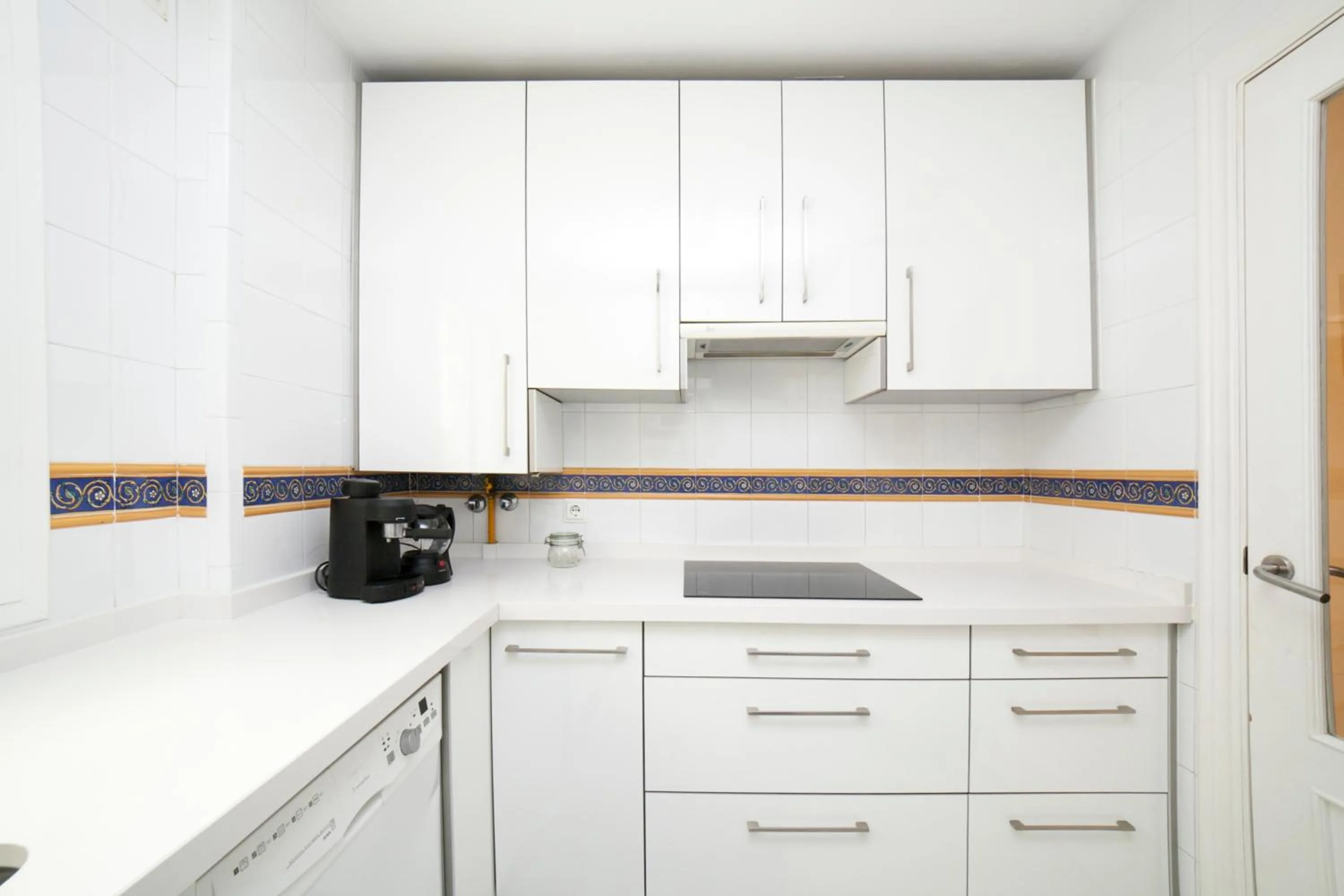 Kitchen or kitchenette in Alohamundi Almansa