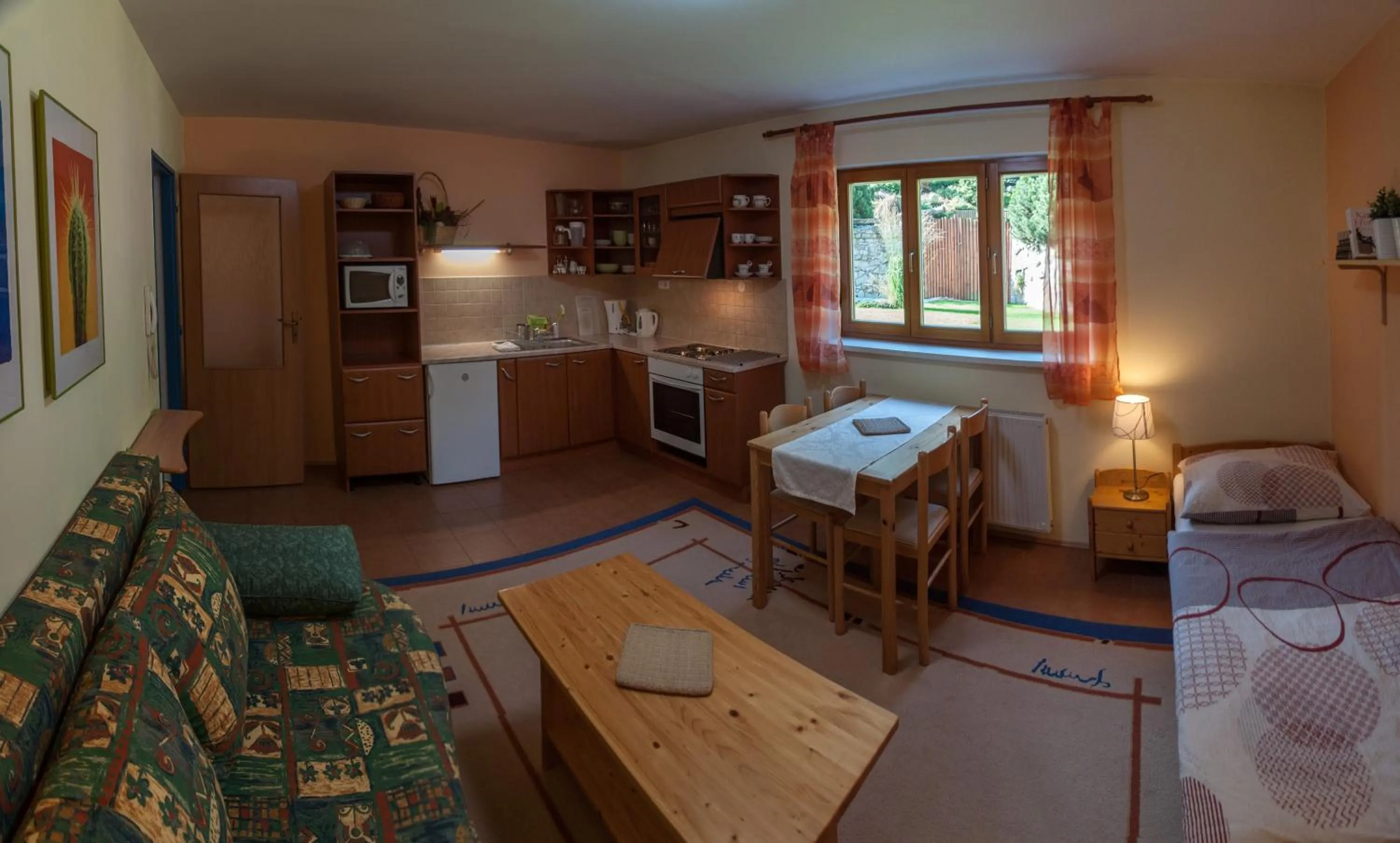 Kitchen or kitchenette, Bed in Pension Král