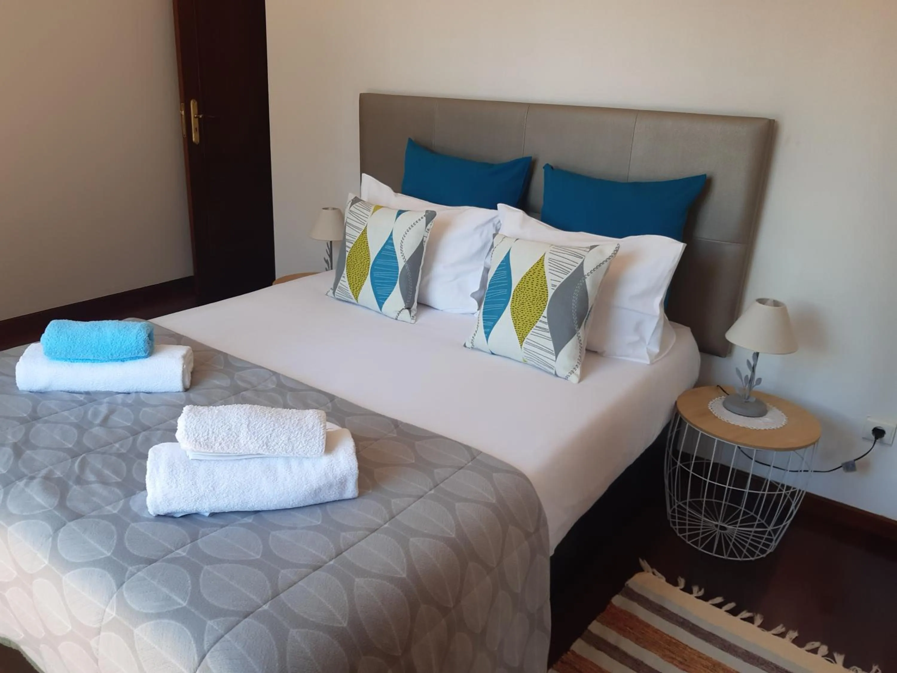 Photo of the whole room, Bed in Valley of Nuns Holiday Apartments