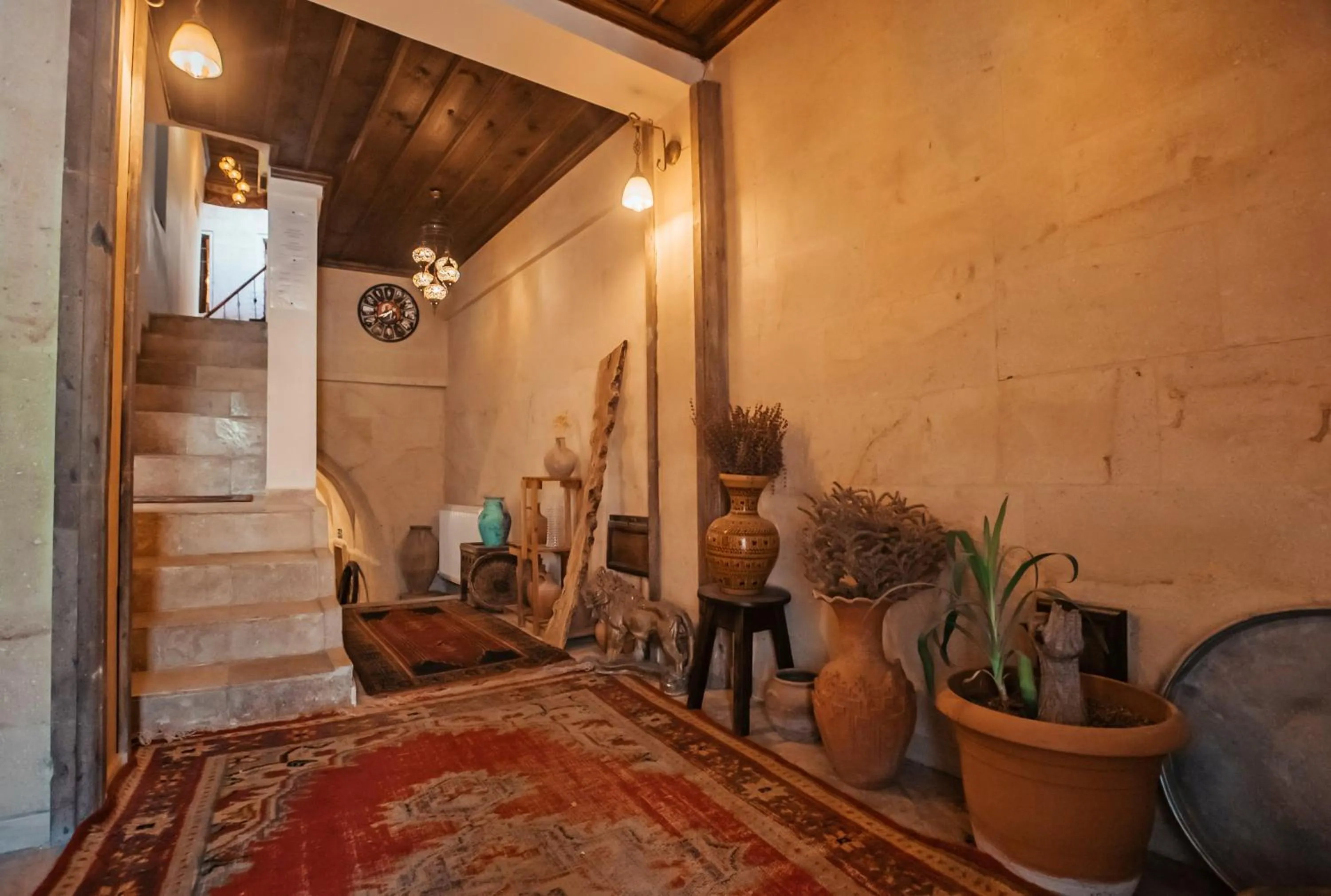 Facade/entrance in Larissa Cave Hotel