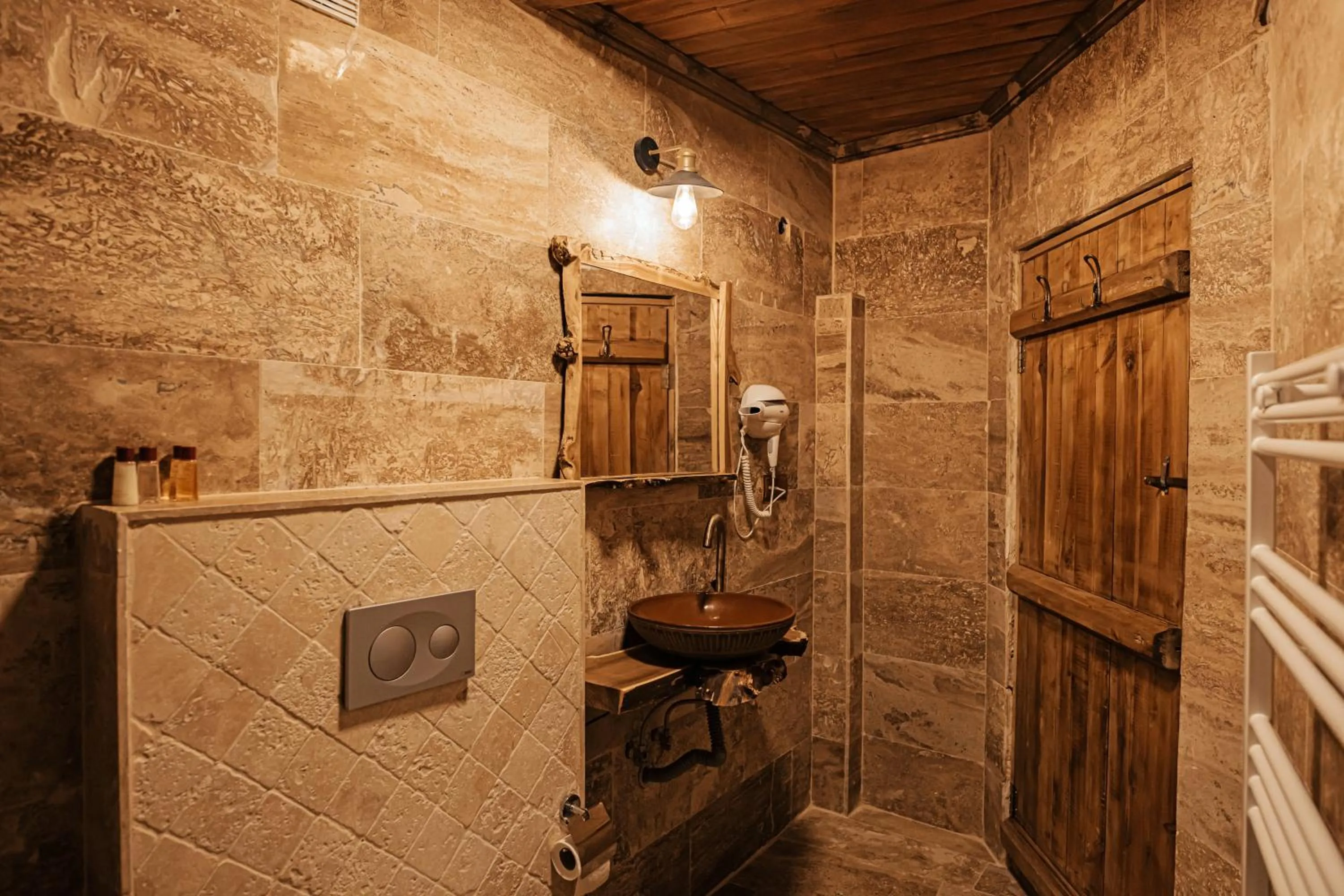 Bathroom in Larissa Cave Hotel