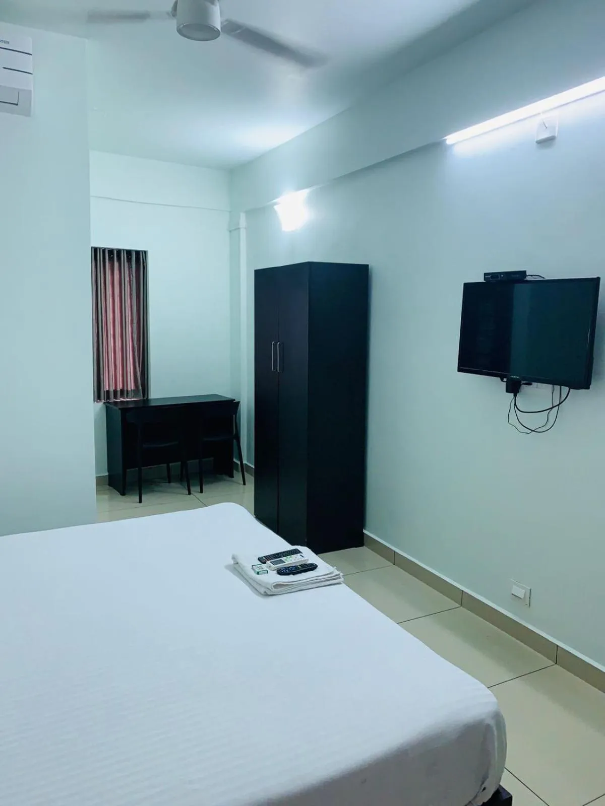 Bed in Apsara Residency