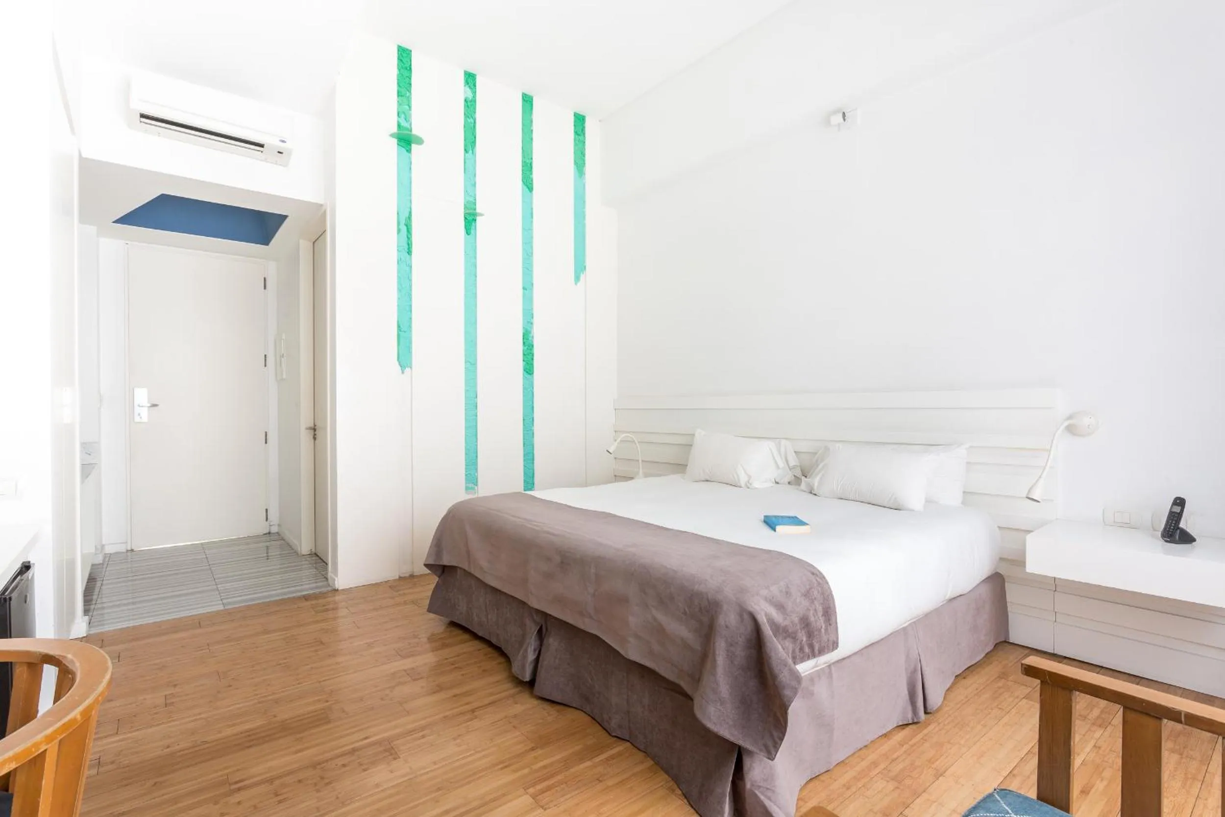 Photo of the whole room, Bed in Hotel BA Jardines Palermo