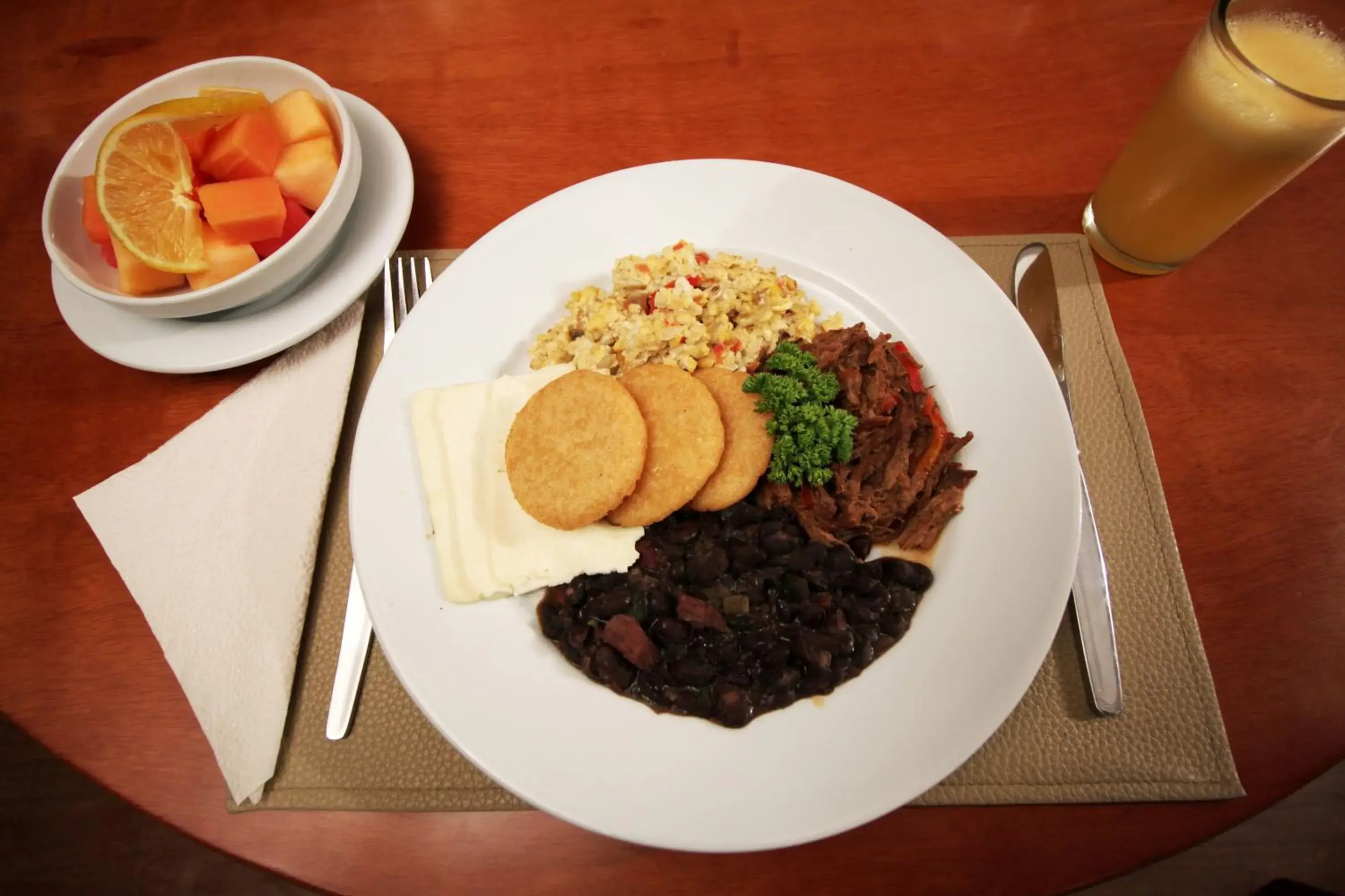 Food and drinks in Hotel CCT Caracas Food and drinks in Hotel CCT Caracas