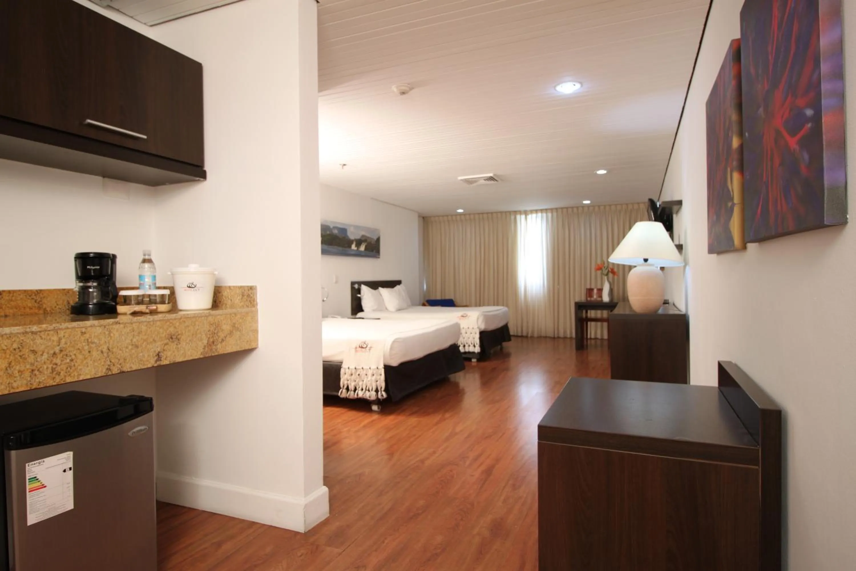 Photo of the whole room, Bed in Hotel CCT Caracas