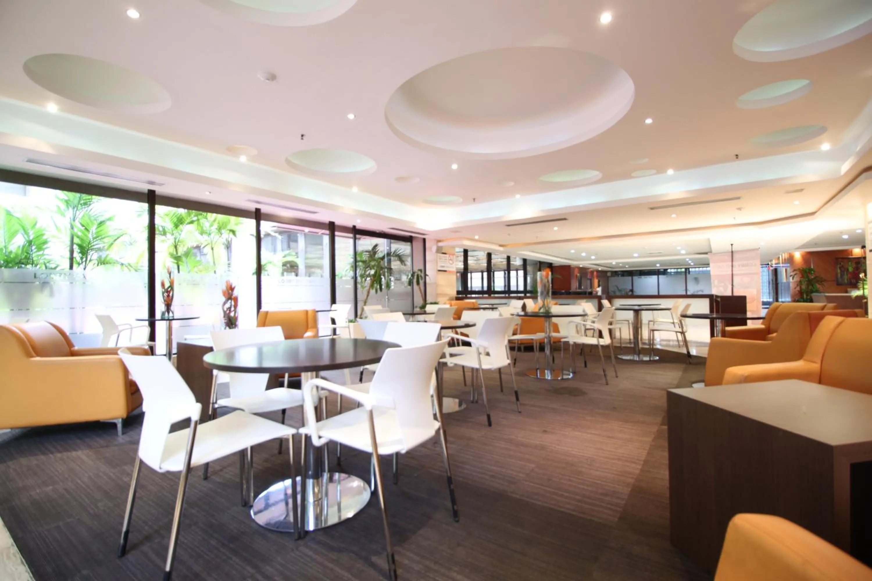 Restaurant/places to eat in Hotel CCT Caracas