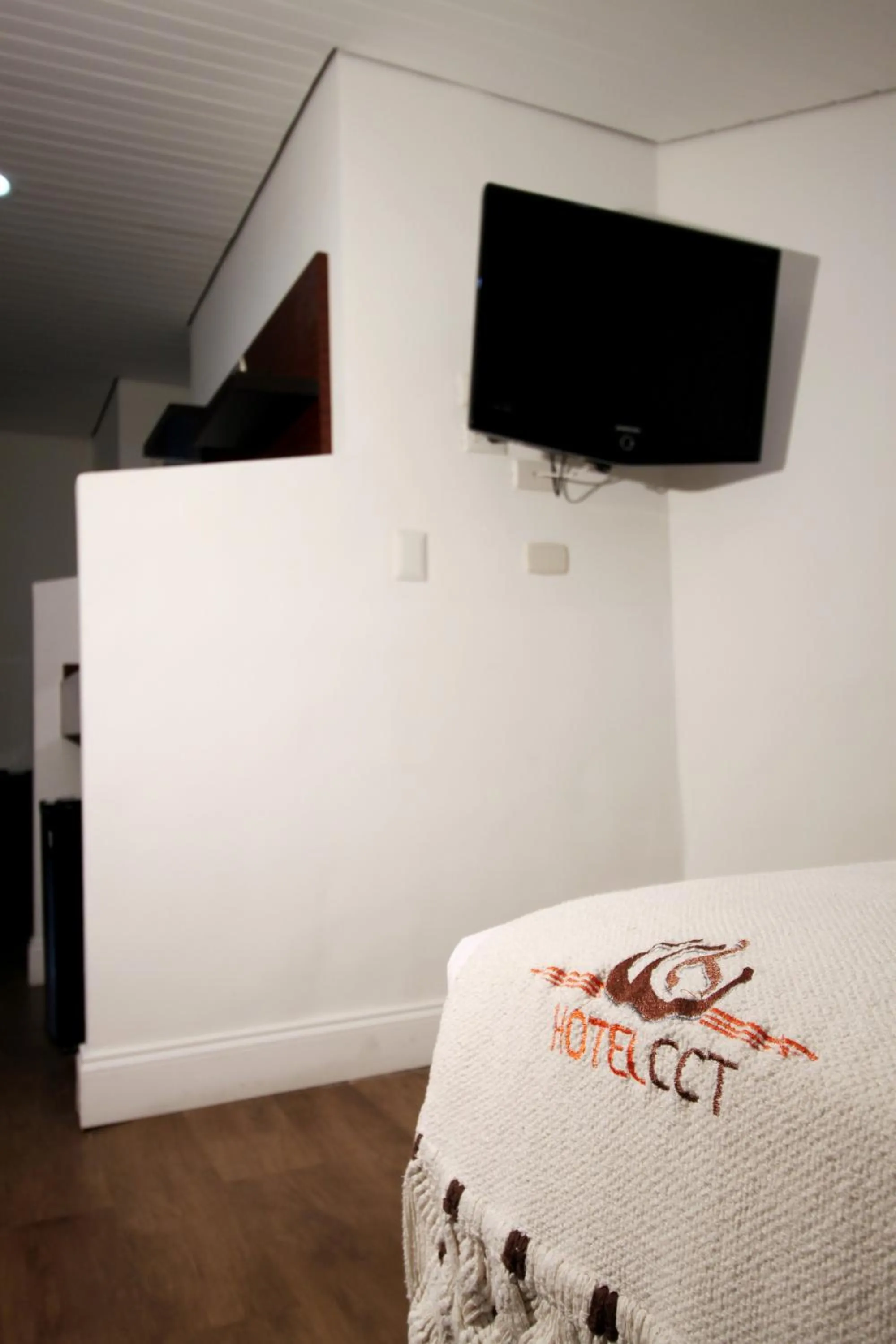 TV and multimedia, Bed in Hotel CCT Caracas