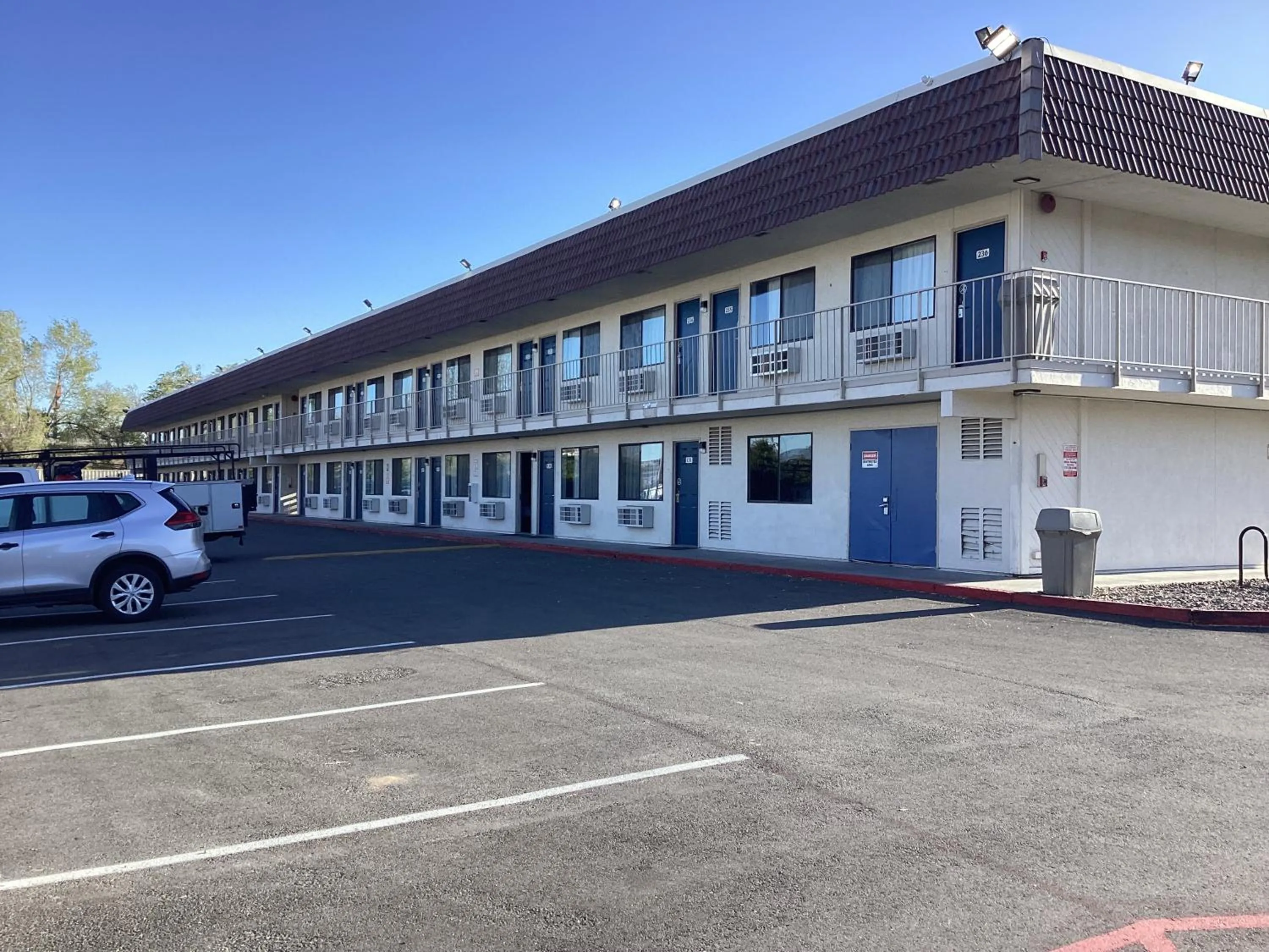 Property building in Motel 6-Reno, NV - Livestock Events Center