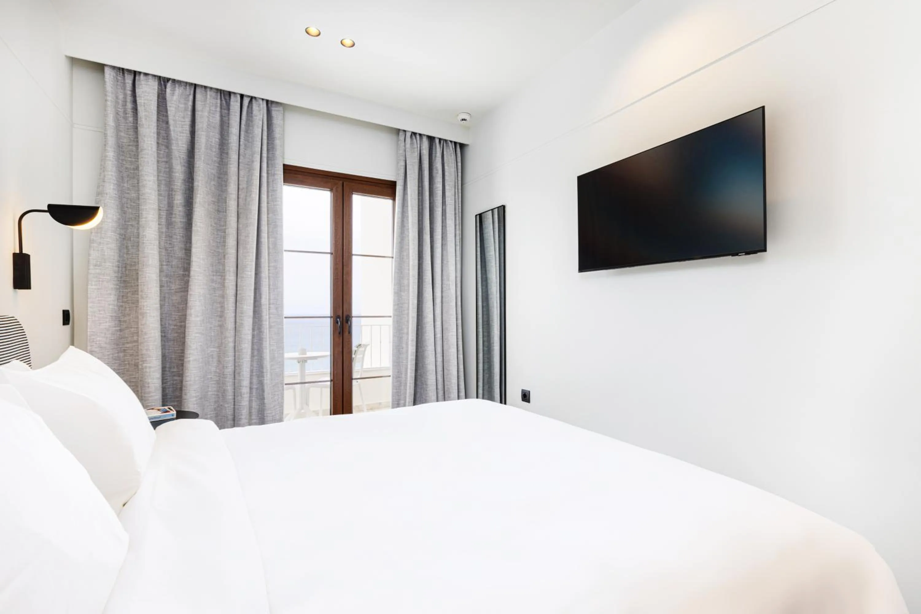 Bedroom, Bed in Doryssa Lithos Hotel