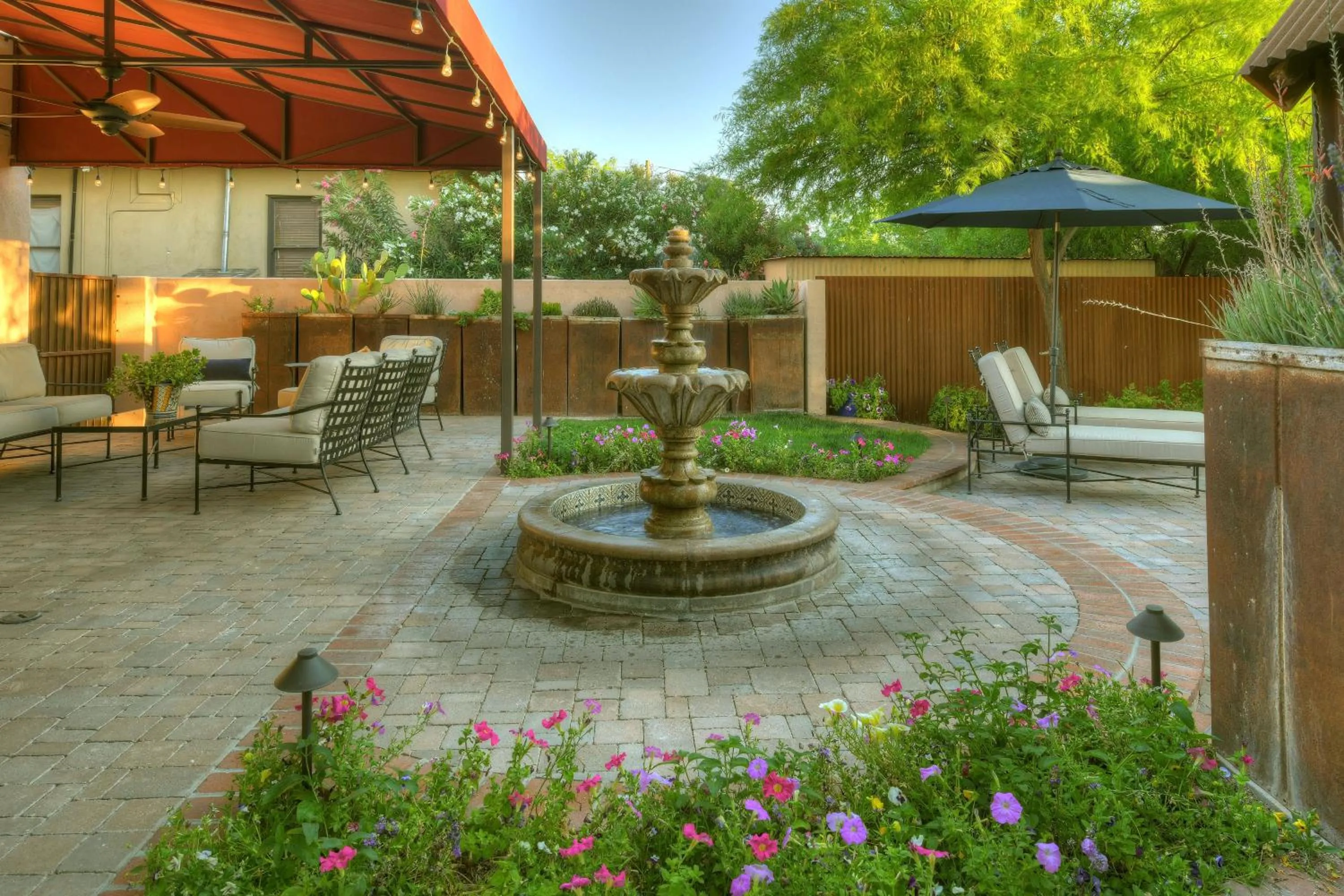 Patio in Armory Park Inn