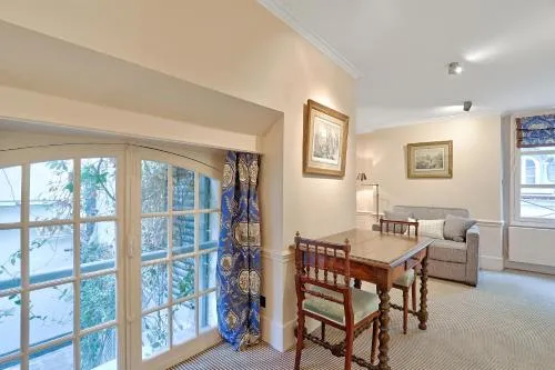 Pick A Flat's Apartments in Saint Germain - Paul-Louis Courier