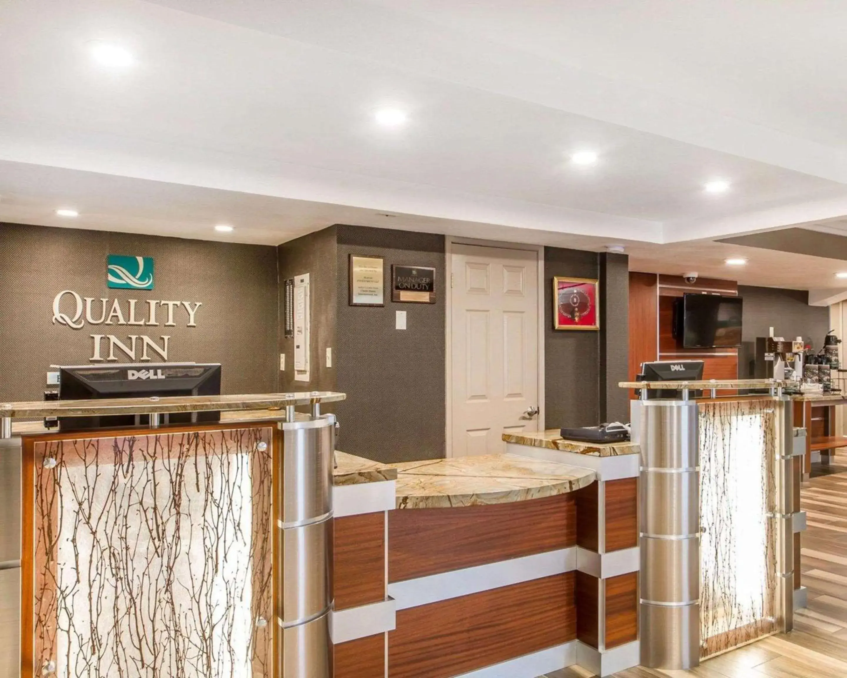 Lobby or reception in Quality Inn Sacramento Convention Center Lobby or reception in Quality Inn Sacramento Convention Center