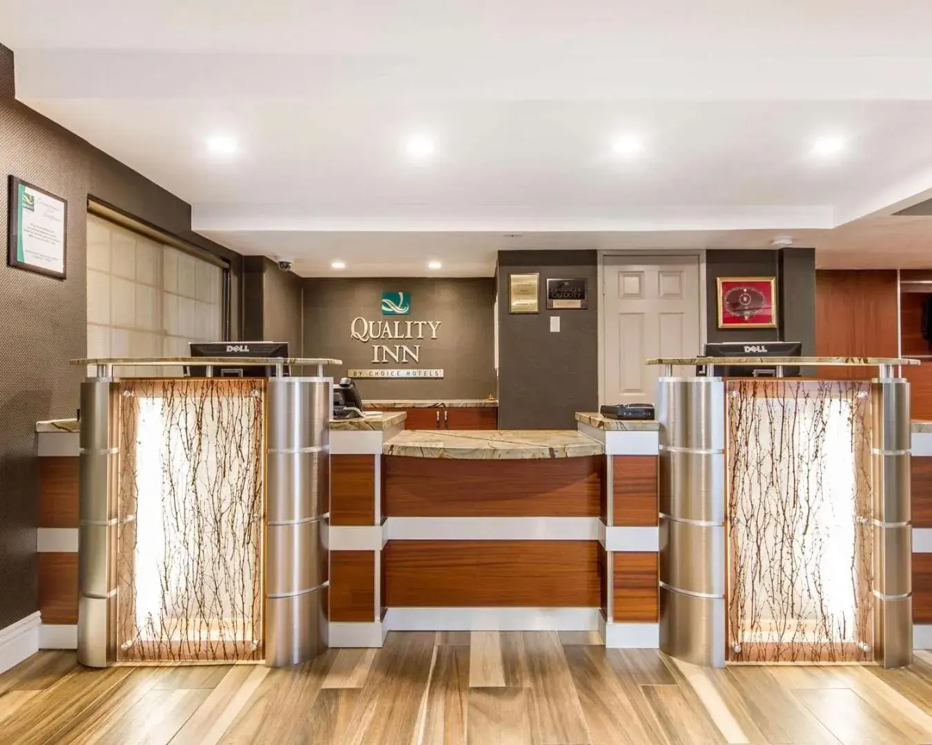 Lobby or reception in Quality Inn Sacramento Convention Center Lobby or reception in Quality Inn Sacramento Convention Center