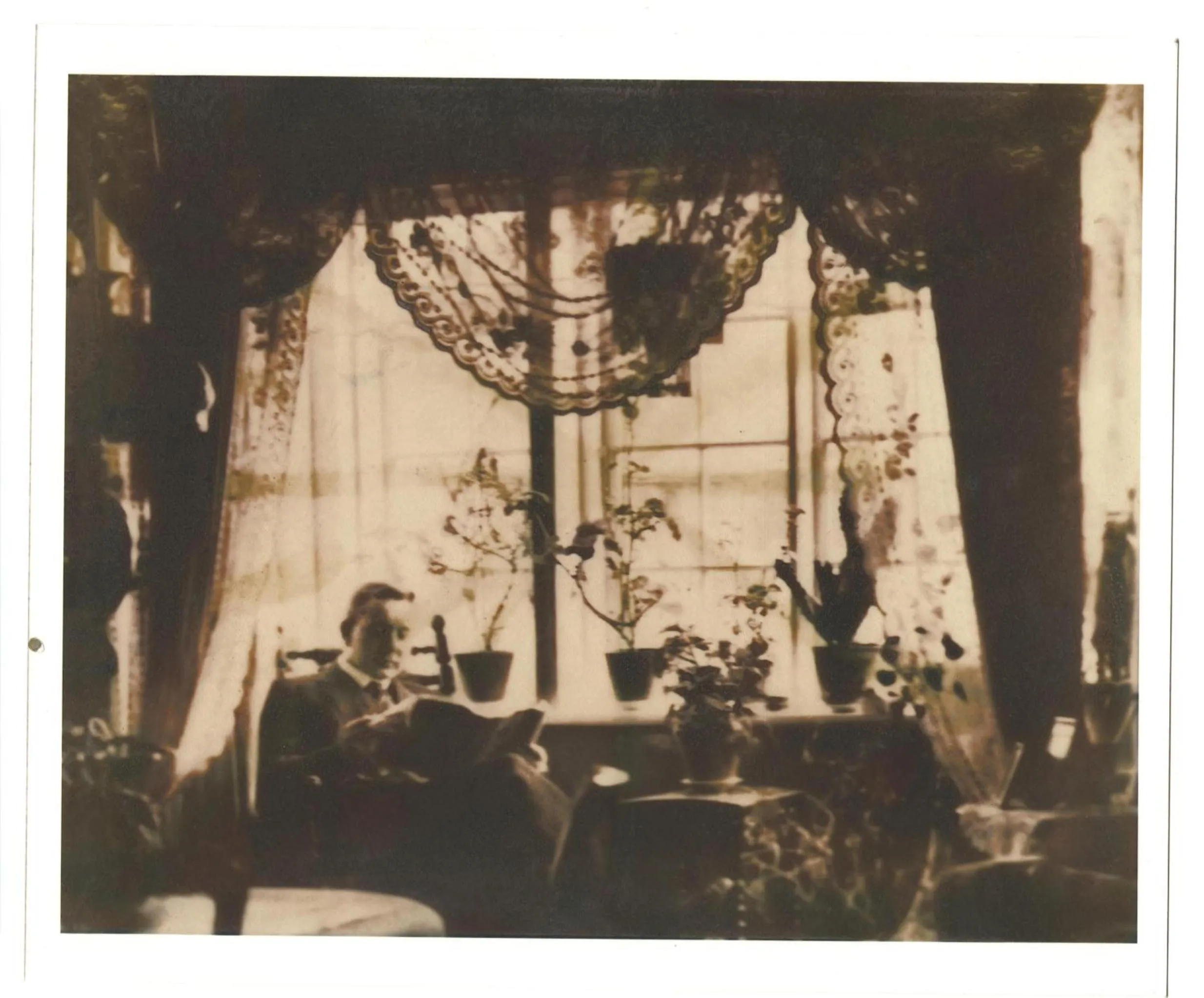 hair dresser in Hoepfner and Tulinius Historical Houses