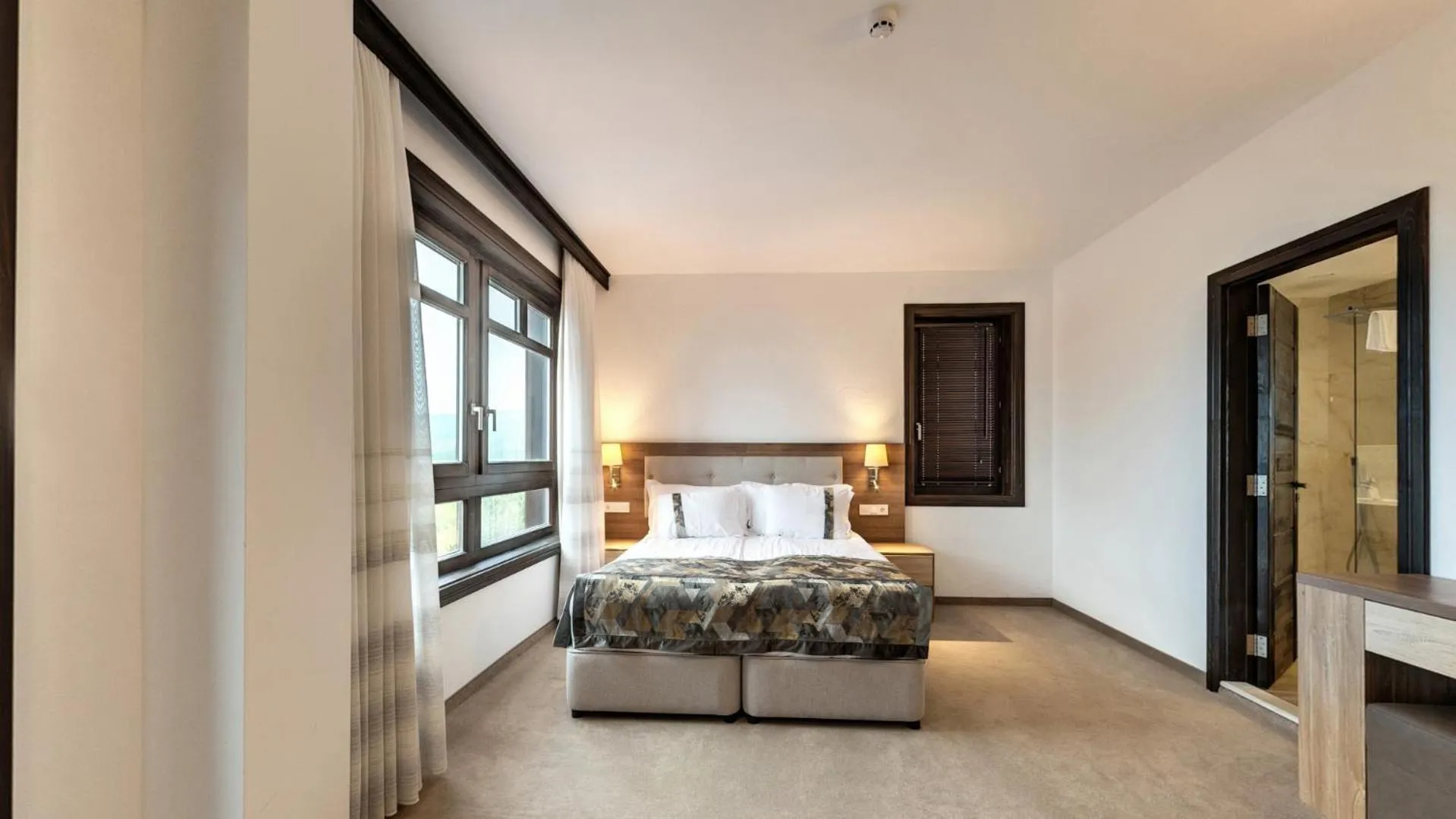 Bed in Wine & Spa Complex Starosel