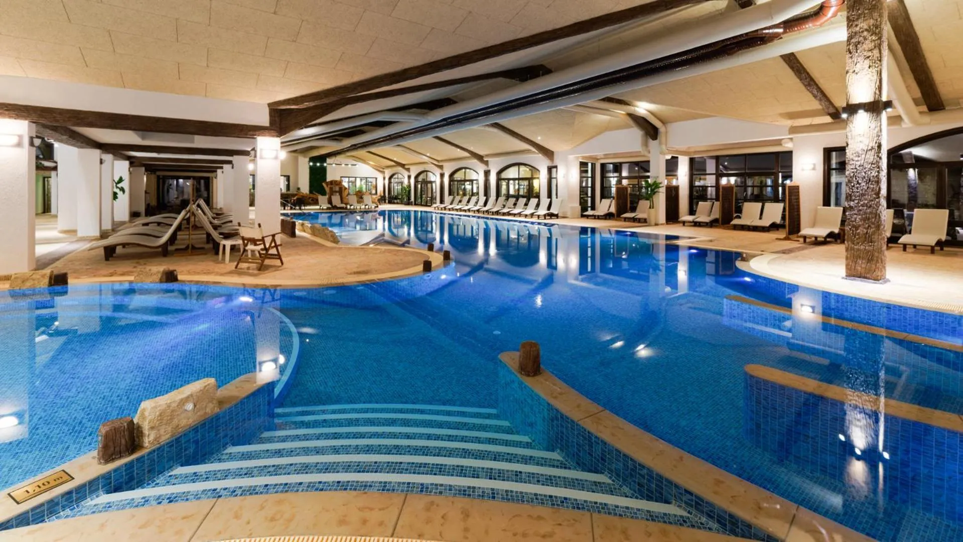 Swimming pool in Wine & Spa Complex Starosel