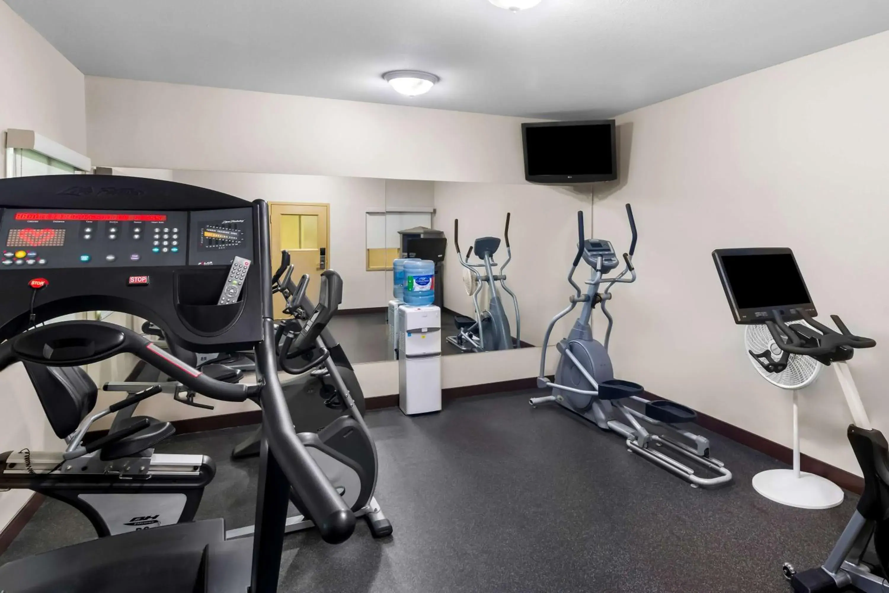 Fitness centre/facilities in Best Western Plus Osoyoos Hotel & Suites Fitness centre/facilities in Best Western Plus Osoyoos Hotel & Suites