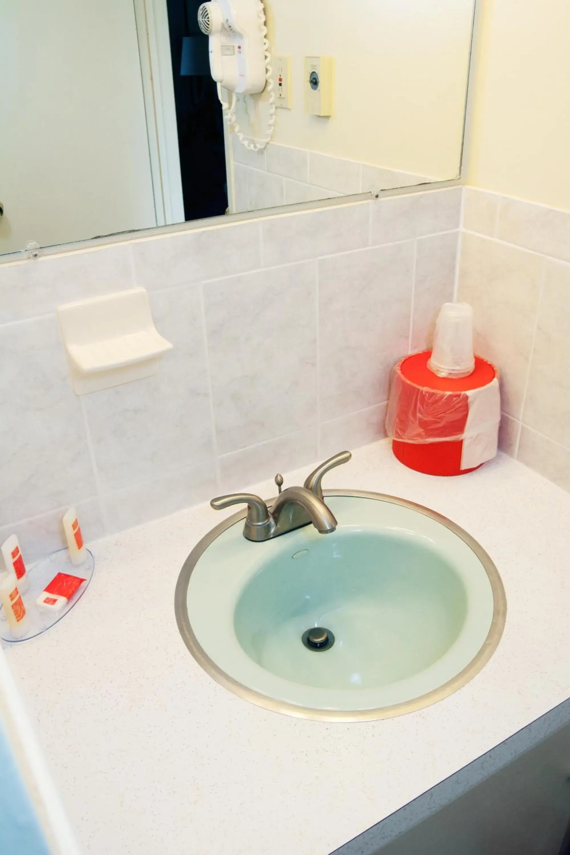 Bathroom in Red Carpet Inn and Suites Plymouth Bathroom in Red Carpet Inn and Suites Plymouth