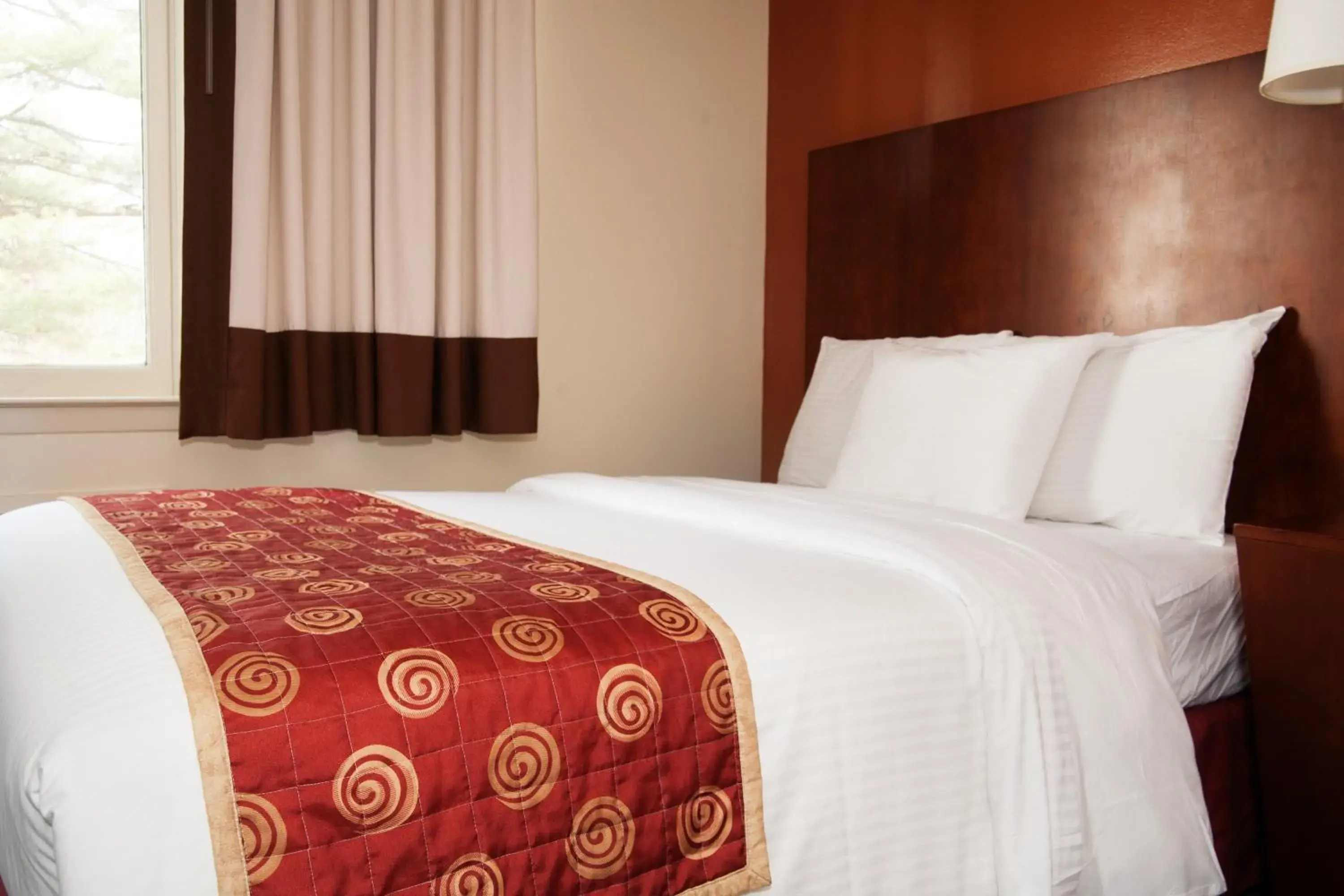 Bed in Red Carpet Inn and Suites Plymouth Bed in Red Carpet Inn and Suites Plymouth