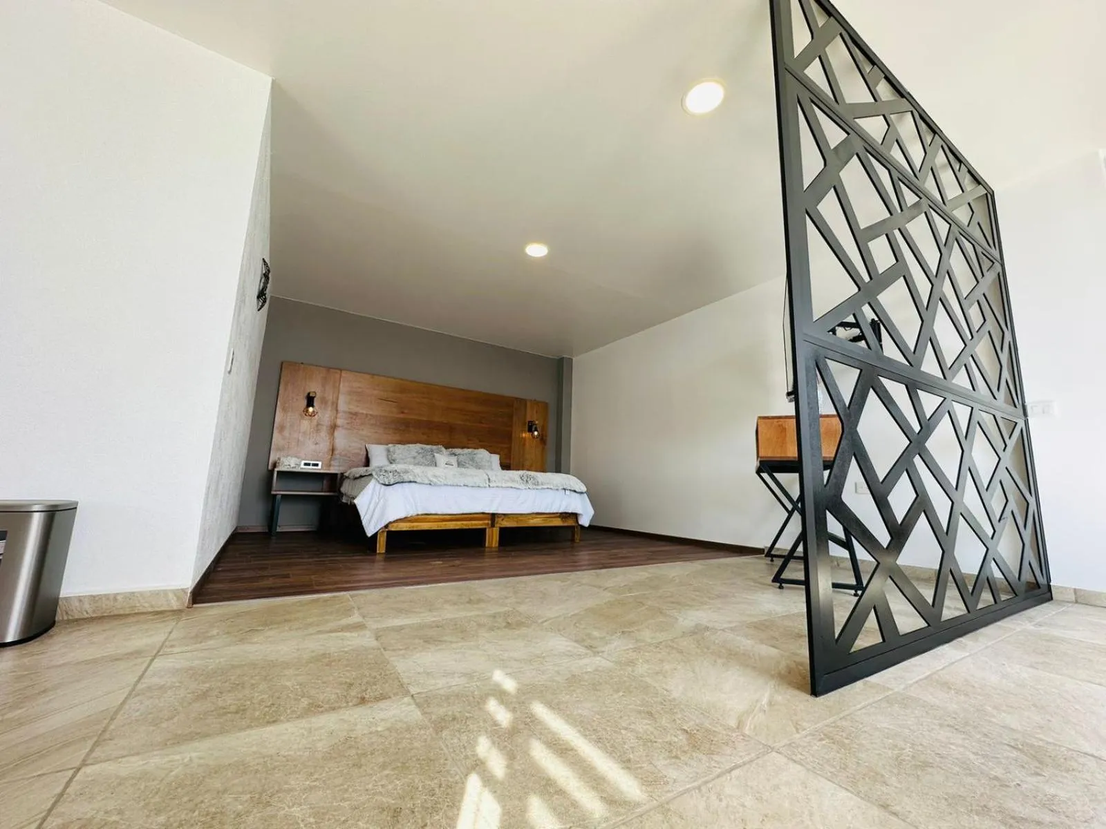 Photo of the whole room in Hotel La Mansión