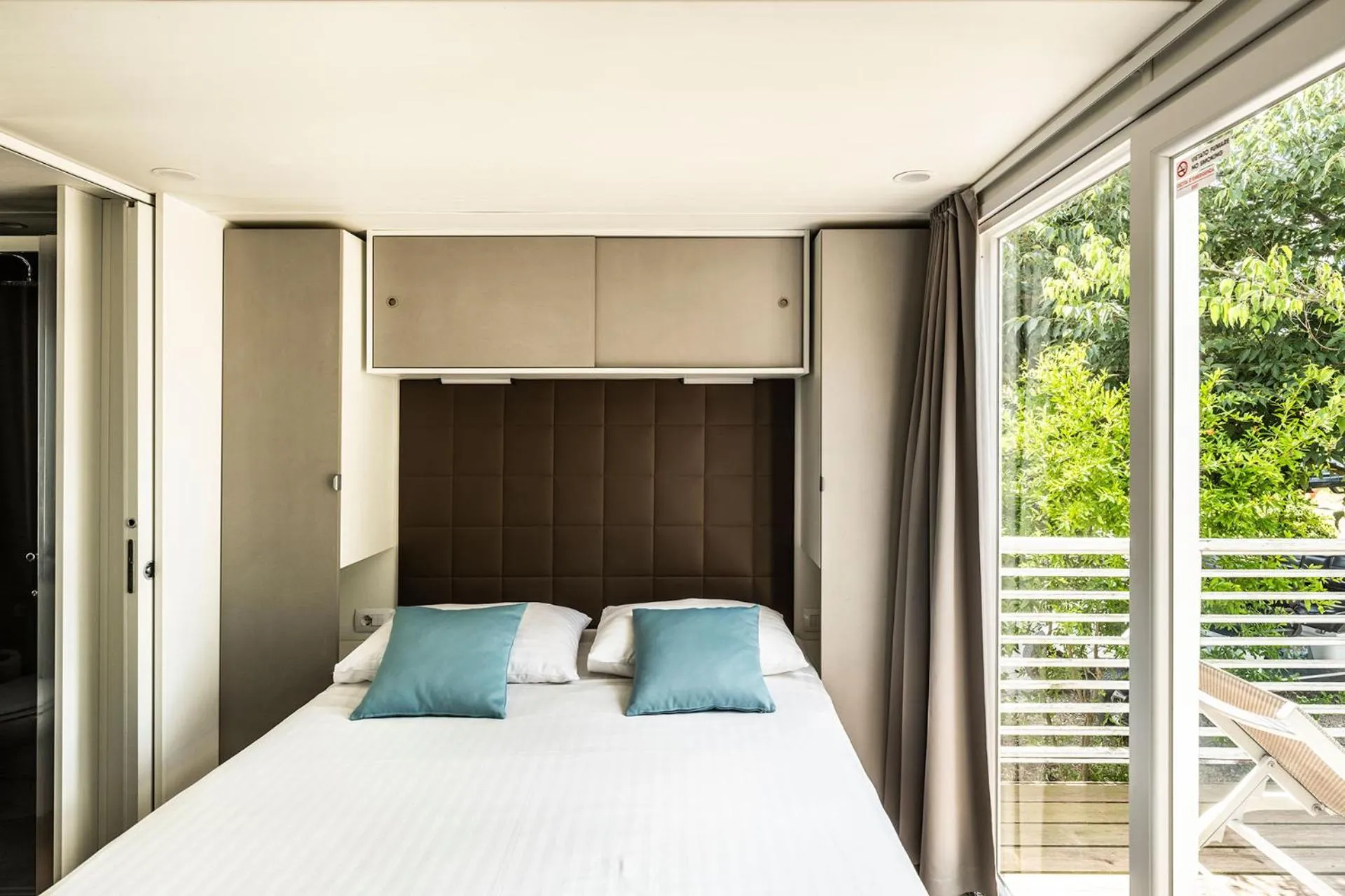 Bedroom, Bed in Zaton Holiday Resort Camping Homes