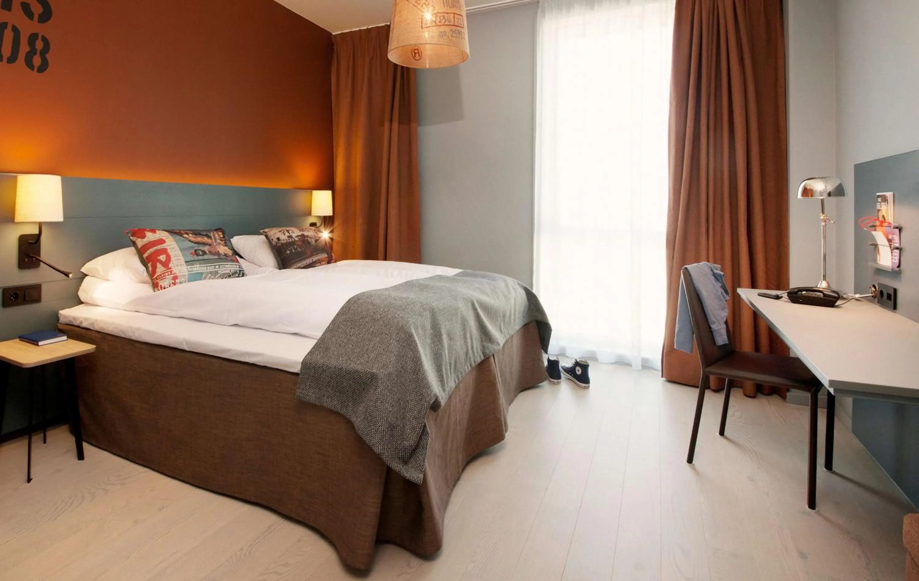 Bedroom, Bed in Scandic Kristiansand Bystranda