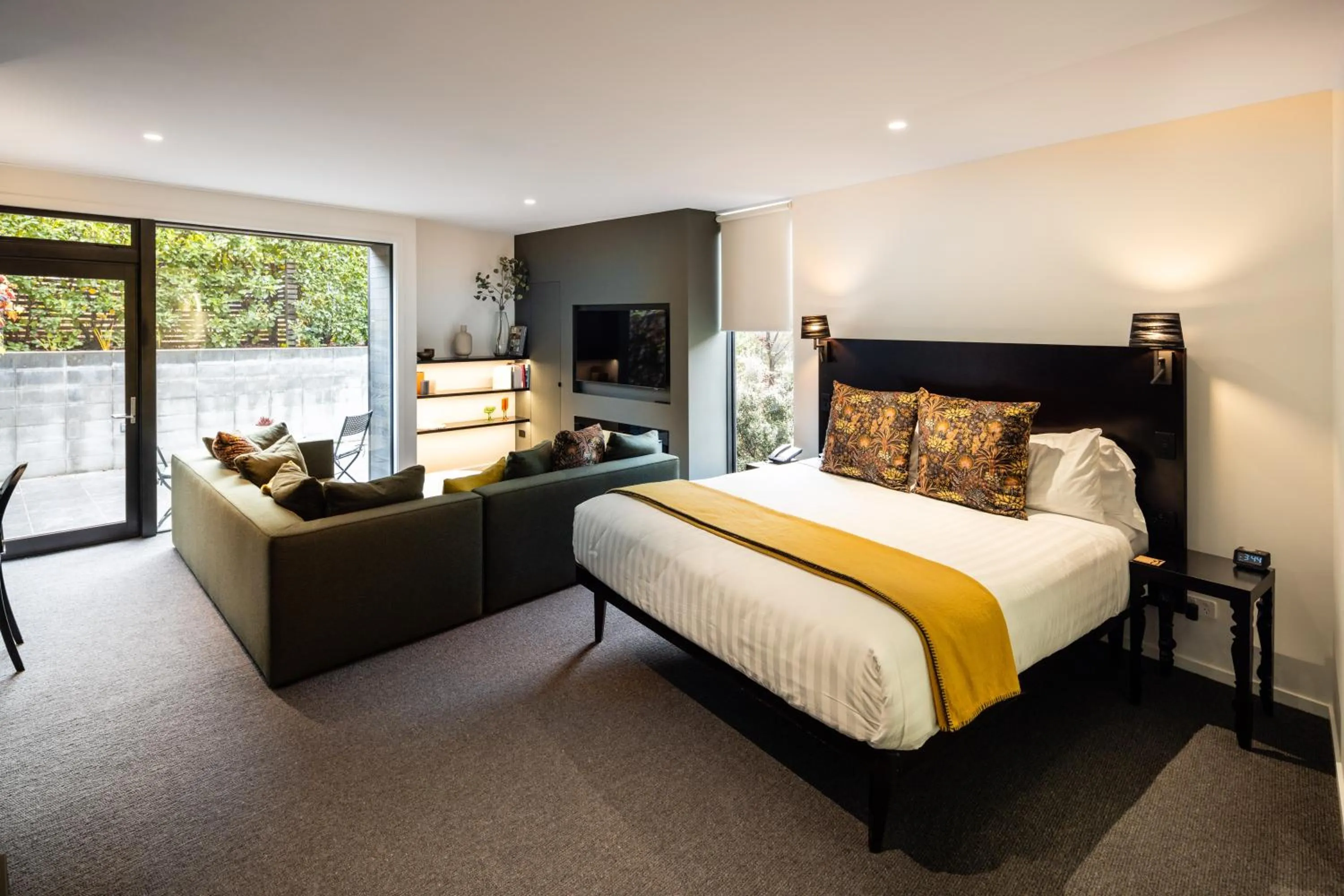 Bed in Queenstown Park Boutique Hotel