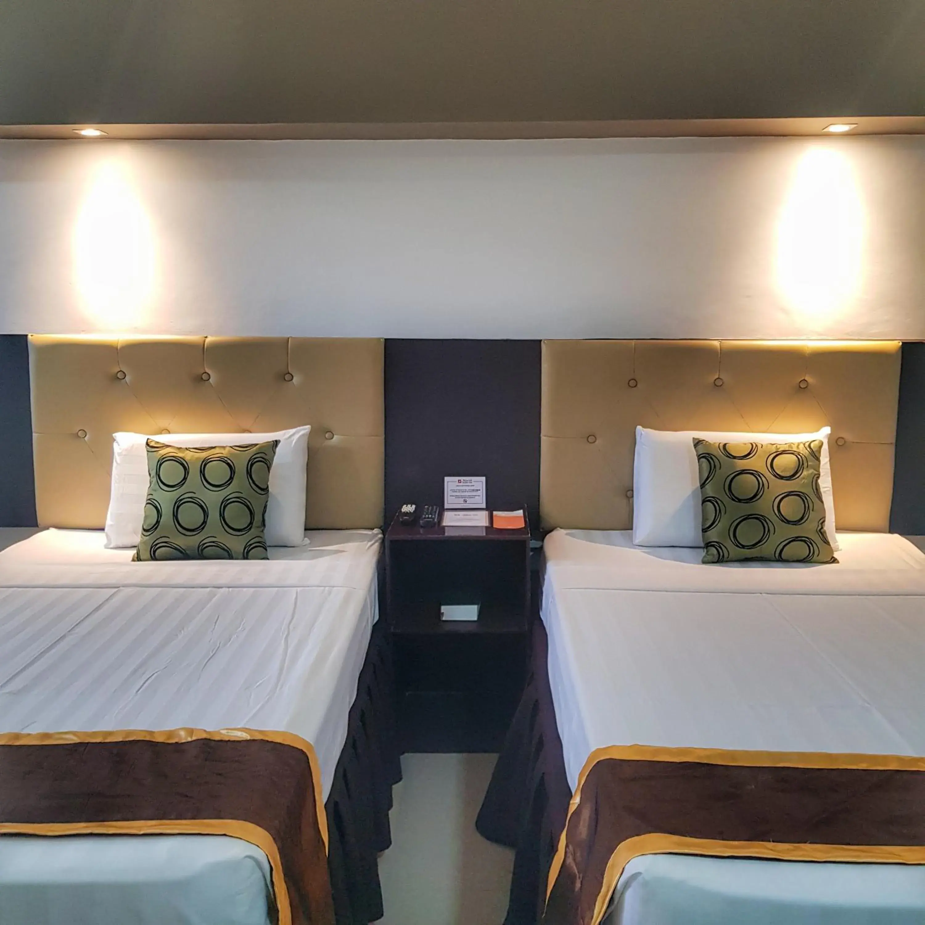 Deluxe Twin Room in North Tourist Inn Deluxe Twin Room in North Tourist Inn