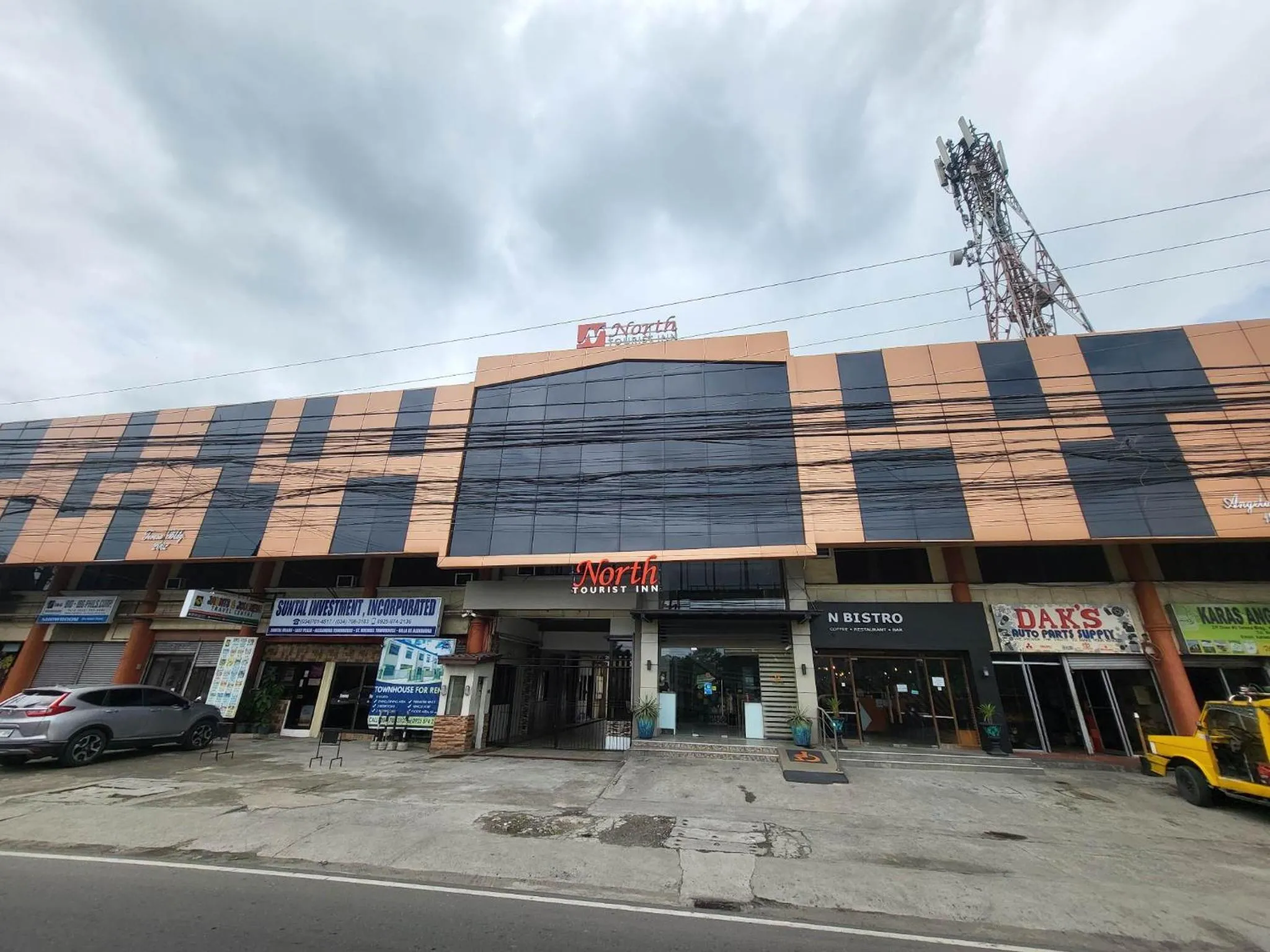 Property building in North Tourist Inn