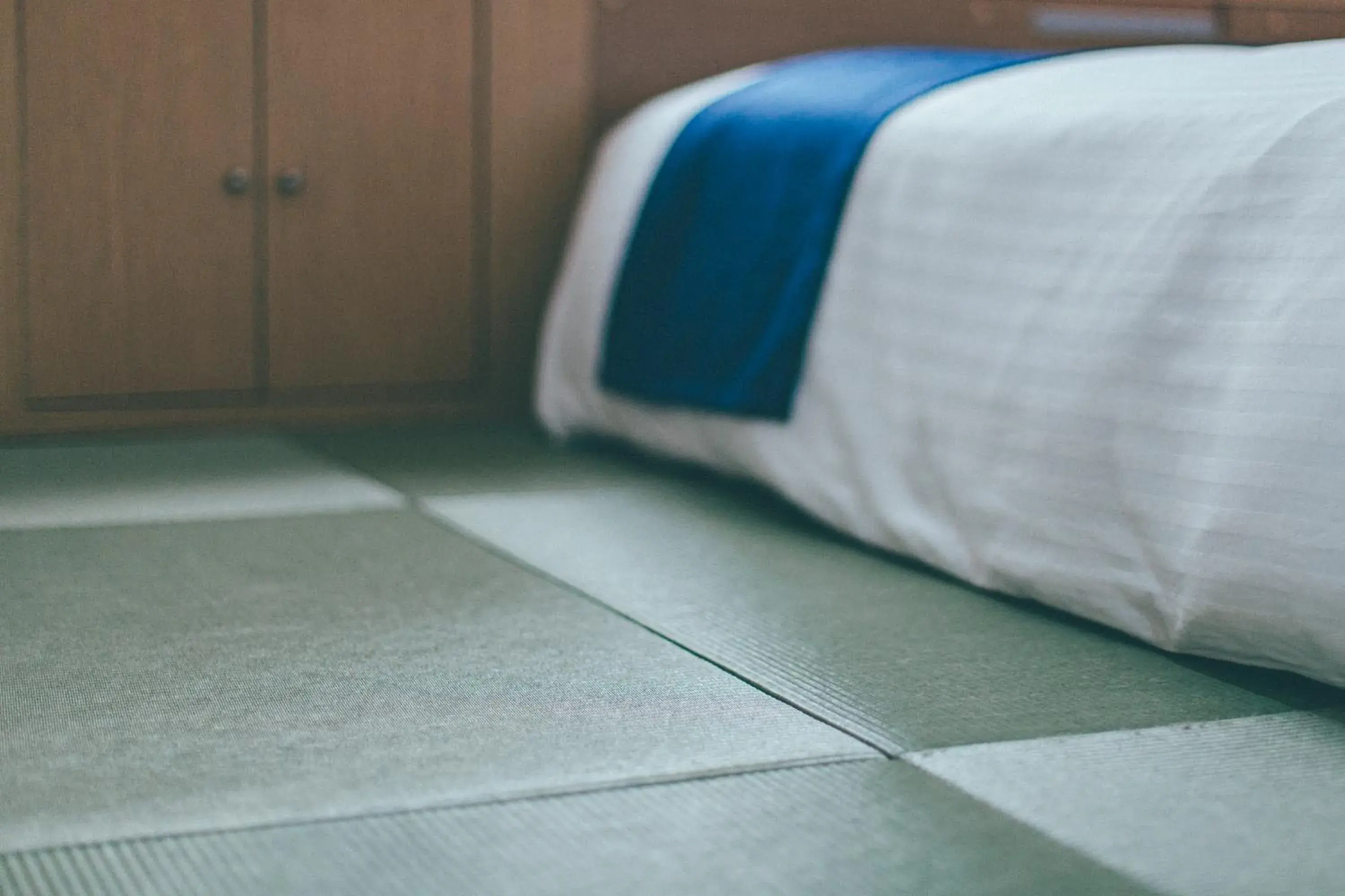 Bed in Hamilton Hotel Blue Bed in Hamilton Hotel Blue